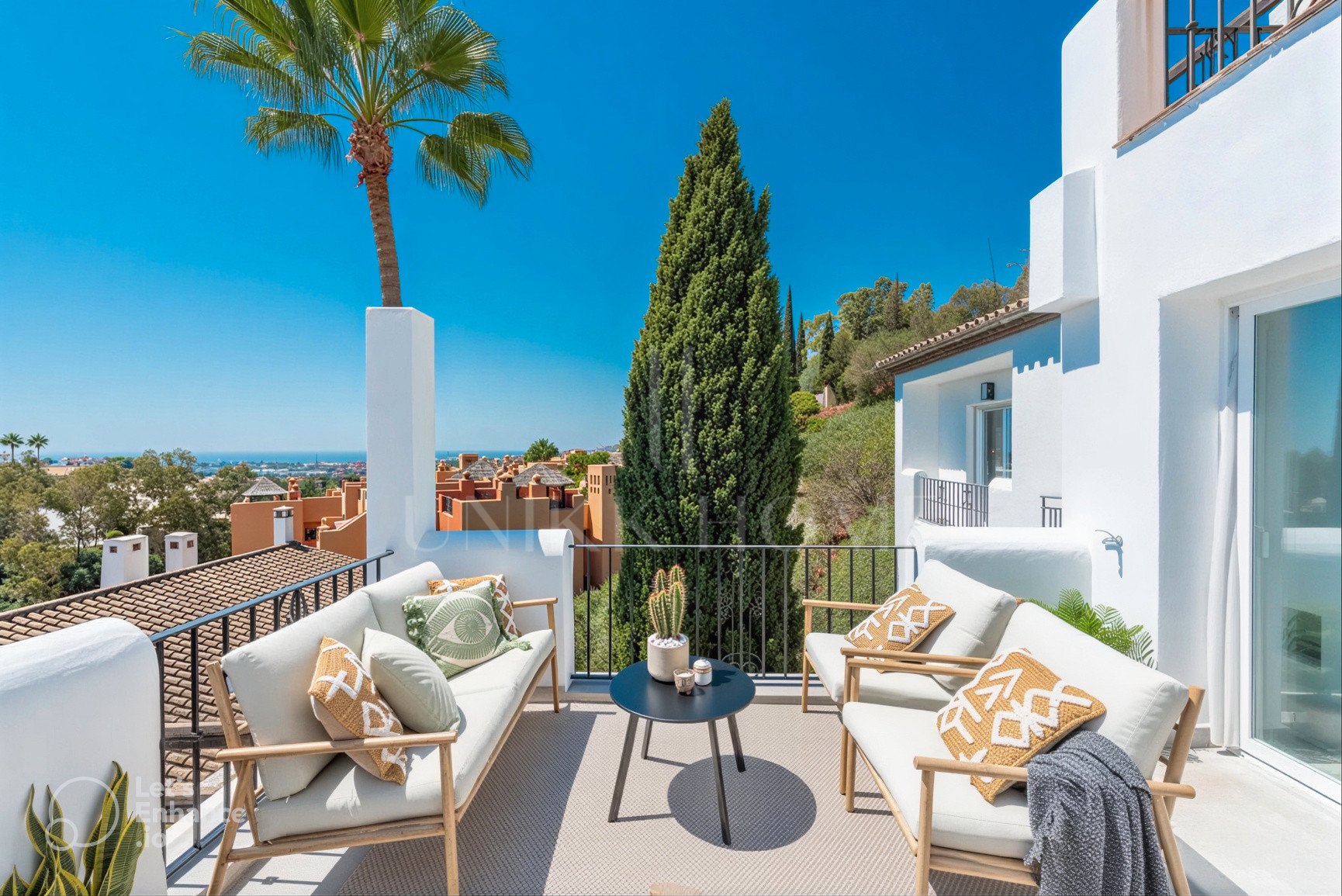 Apartamento en venta en Benahavis