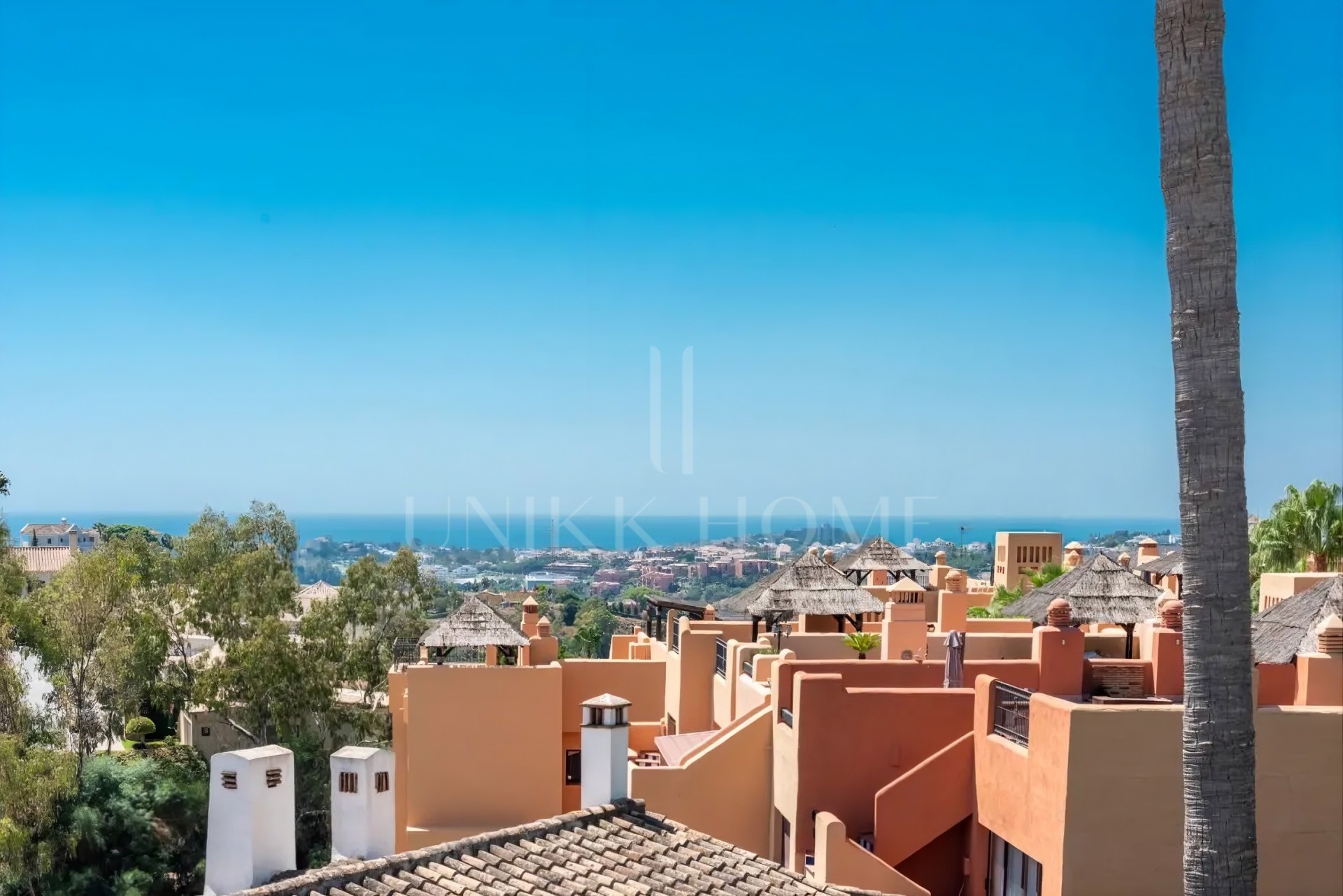 Apartamento en venta en Benahavis