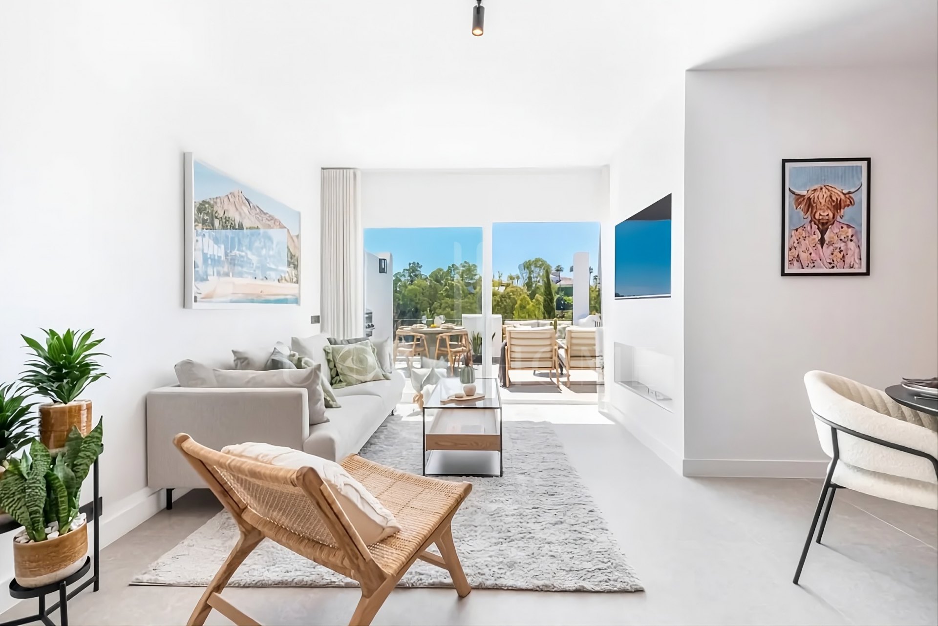 Apartamento en venta en Benahavis
