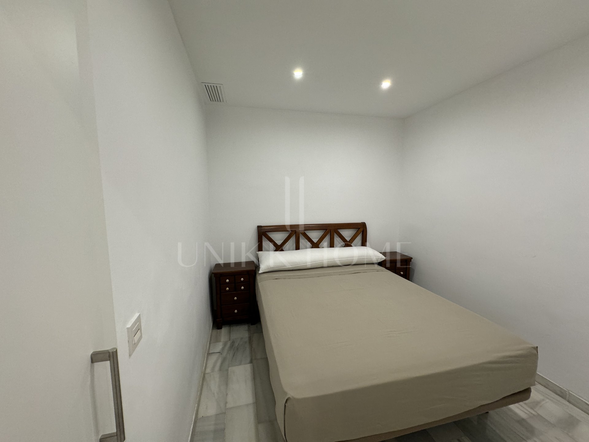 Ground Floor apartment with Golden Mile Garden