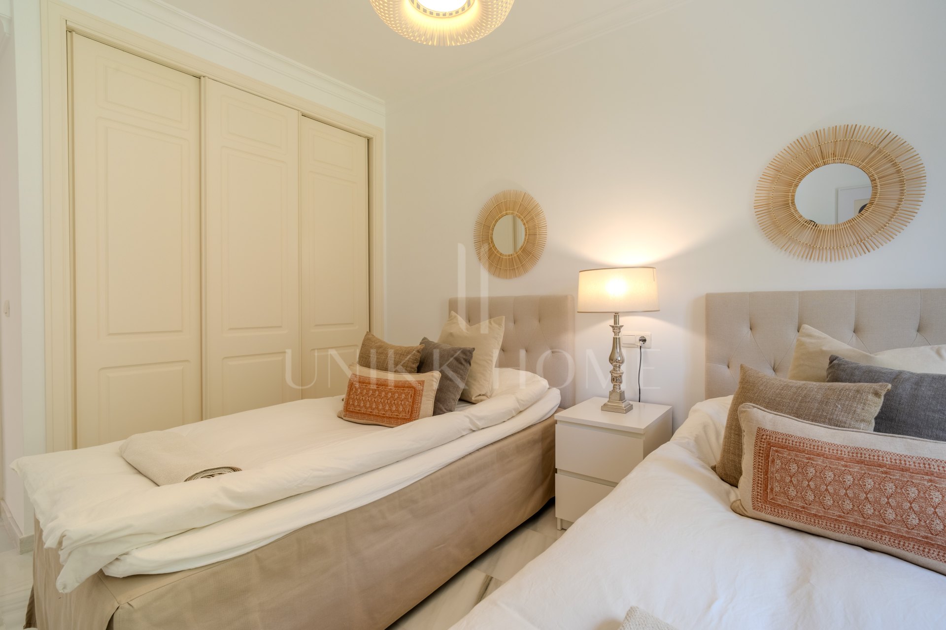 Wonderfull 2 bed apartment in the heart of Aloha / Nueva Andalucia.