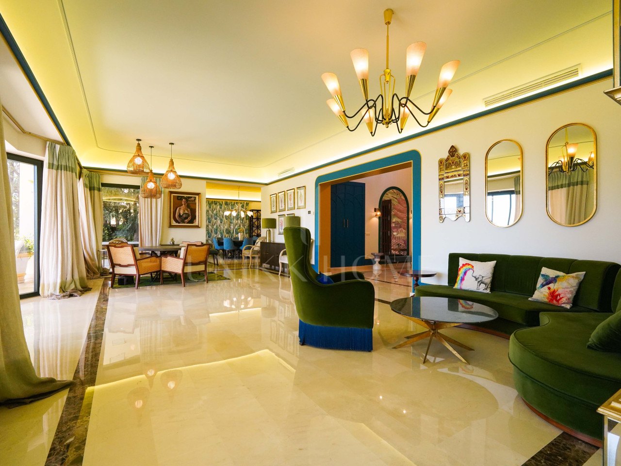 Villa en venta en New Golden Mile, Estepona Este