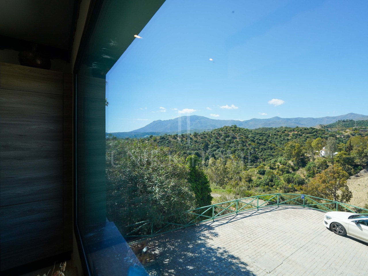 Villa en venta en New Golden Mile, Estepona Este
