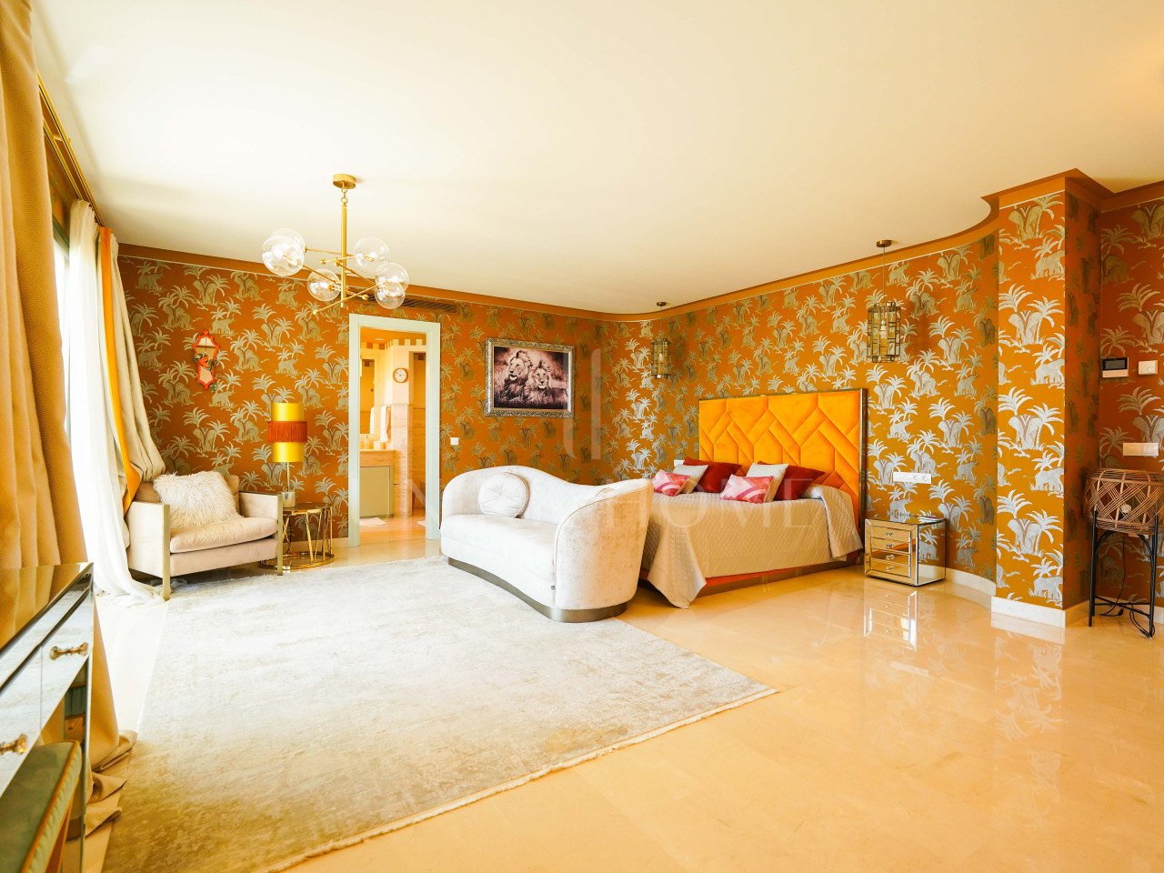 Villa en venta en New Golden Mile, Estepona Este
