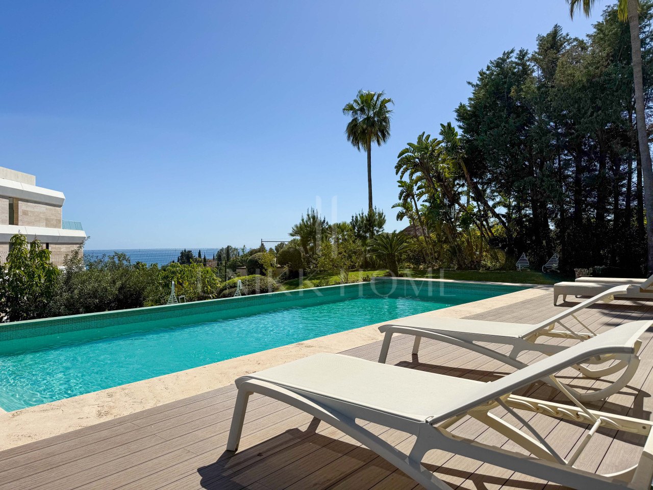 Villa en venta en New Golden Mile, Estepona Este