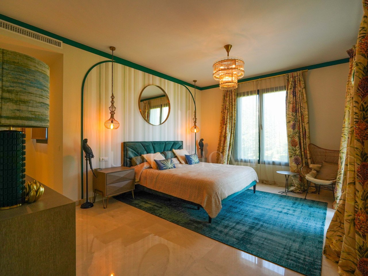 Villa en venta en New Golden Mile, Estepona Este