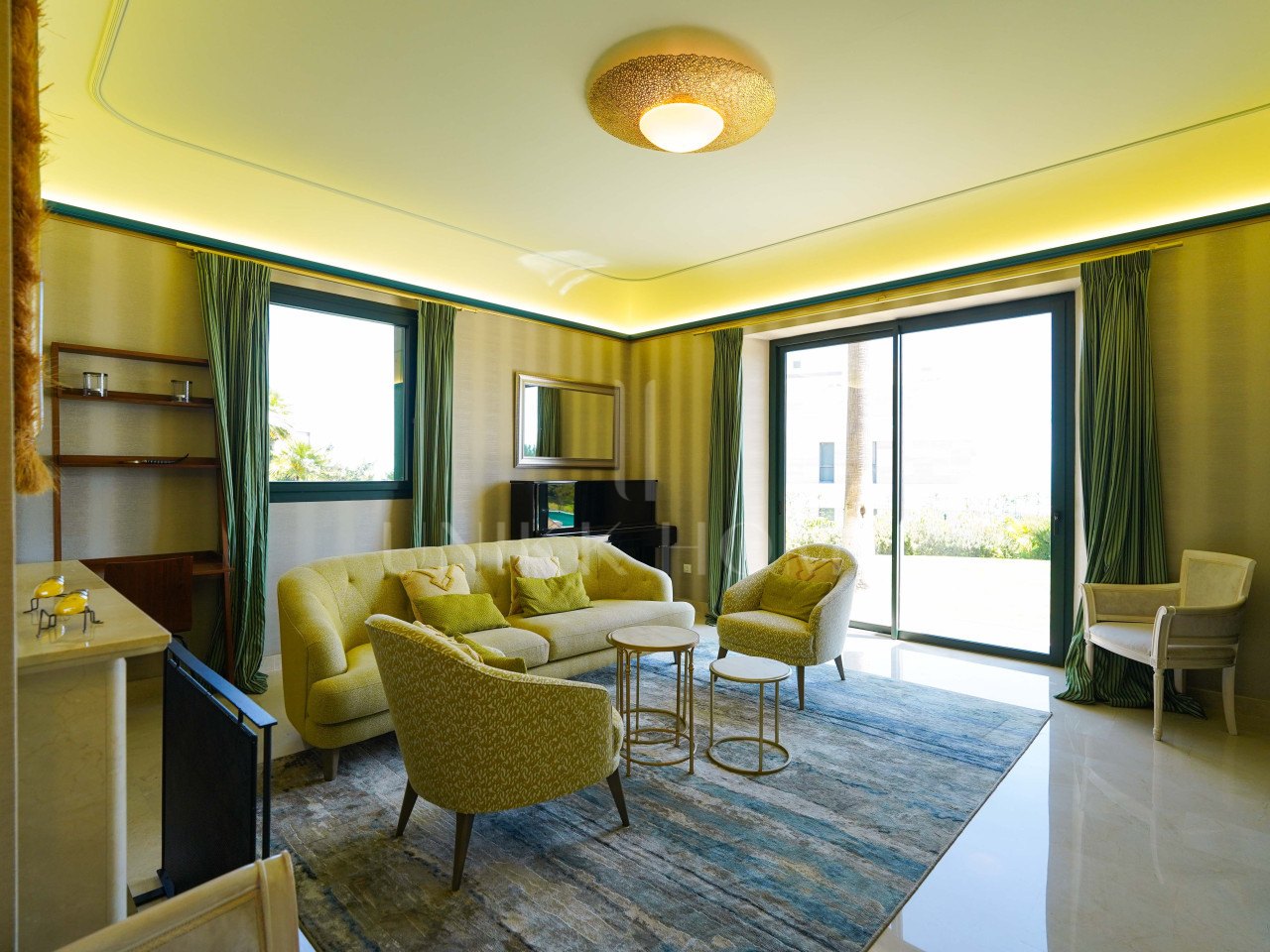 Villa en venta en New Golden Mile, Estepona Este