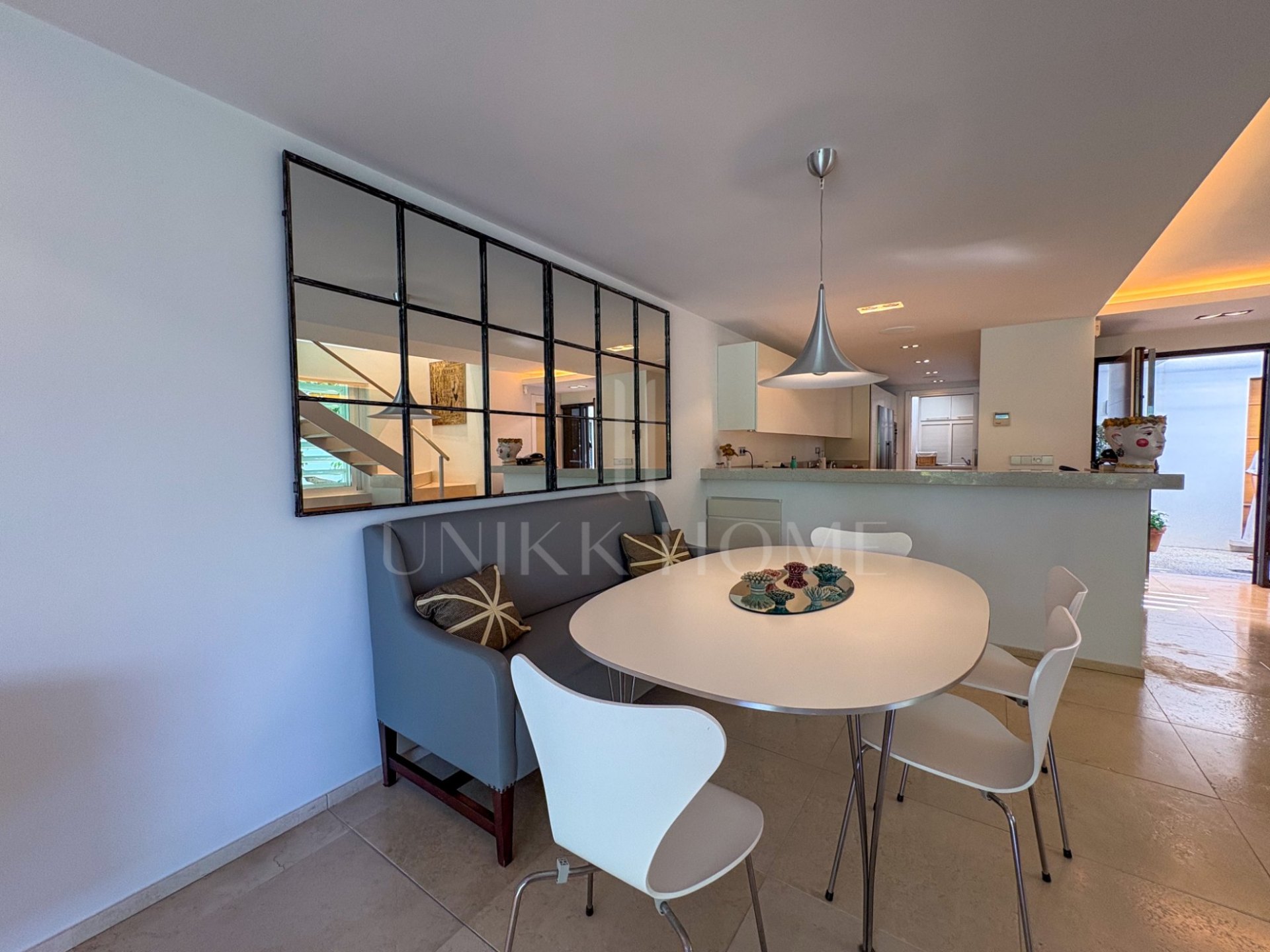 Charming 2-bedroom townhouse in Peñablanca Nueva Andalucia