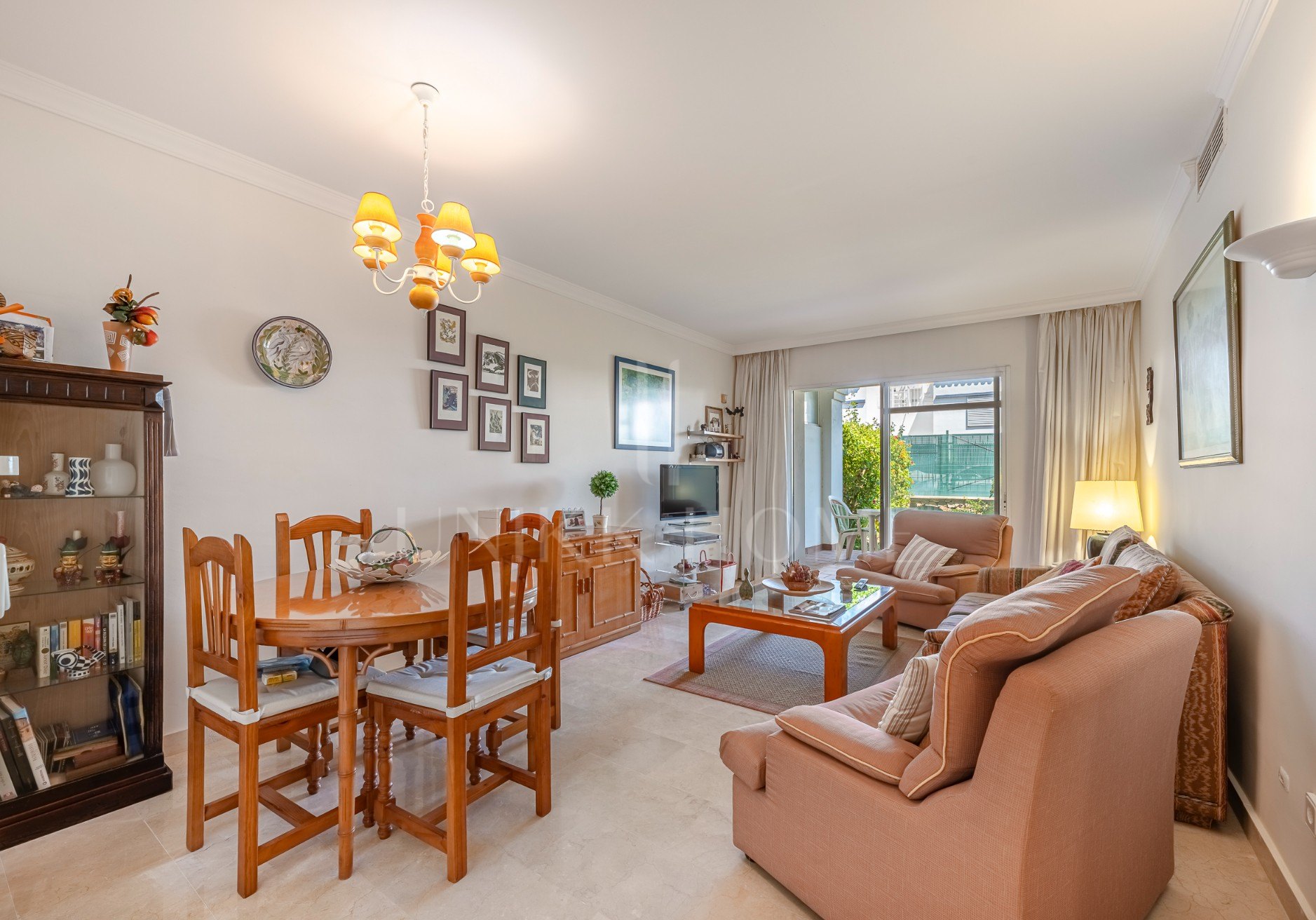 Ground-Floor Apartment for Sale in Aloha Gardens, Nueva Andalucía – Marbella