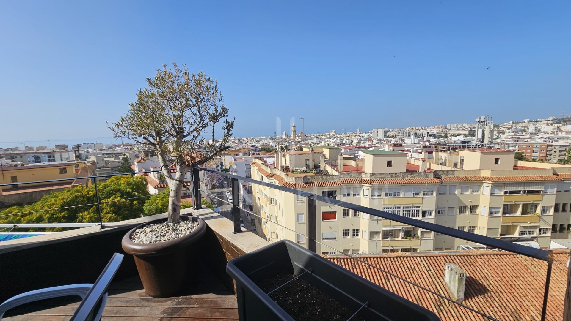 Penthouse in Estepona Center, Just Steps from La Rada Beach