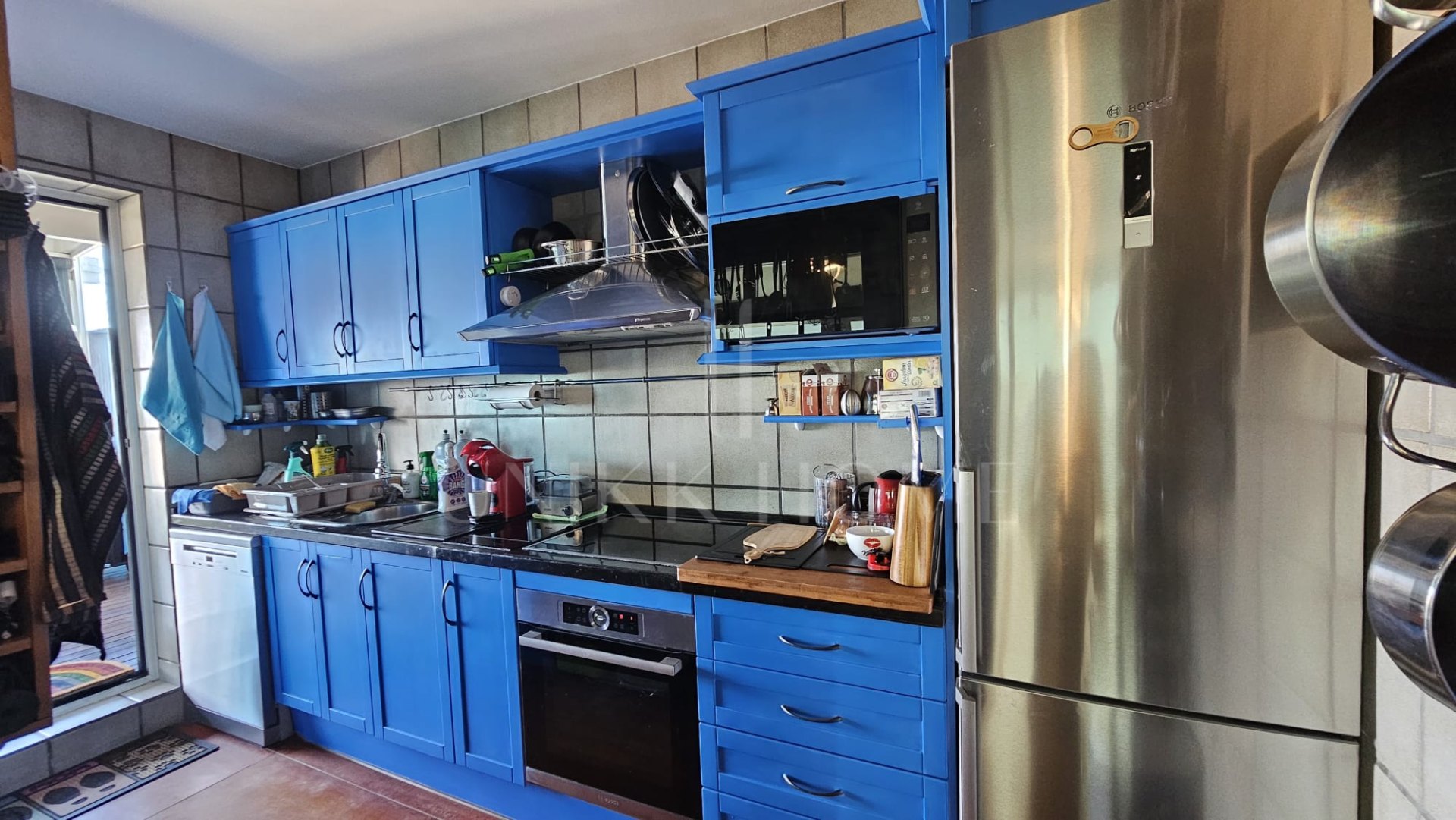Penthouse in Estepona Center, Just Steps from La Rada Beach