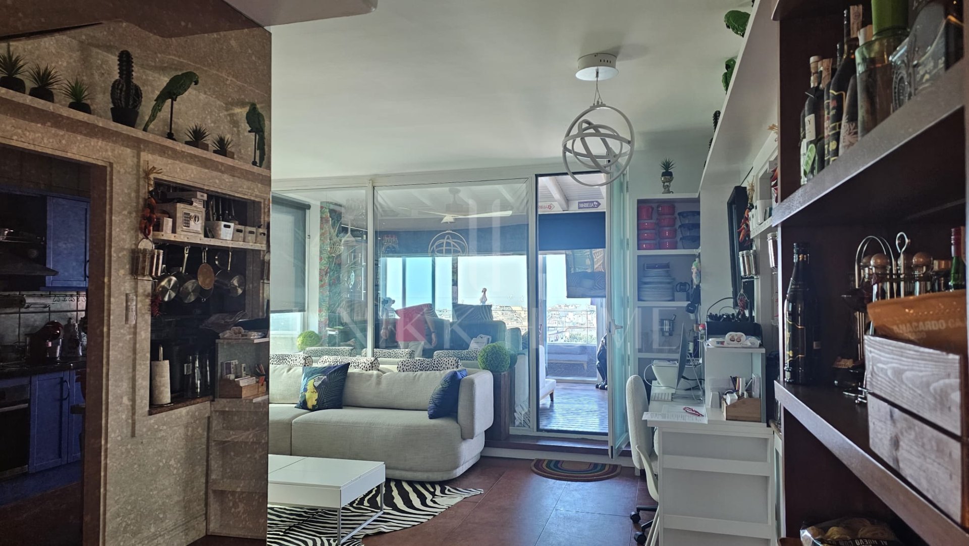 Penthouse in Estepona Center, Just Steps from La Rada Beach