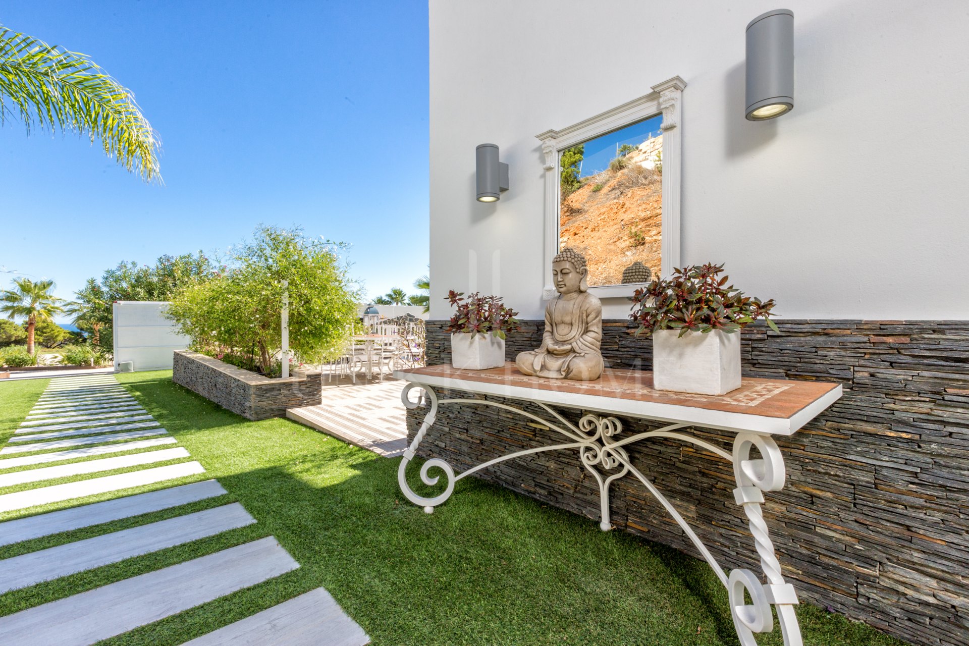 Exclusiva Villa Panorámica en venta en la Sierra de Estepona