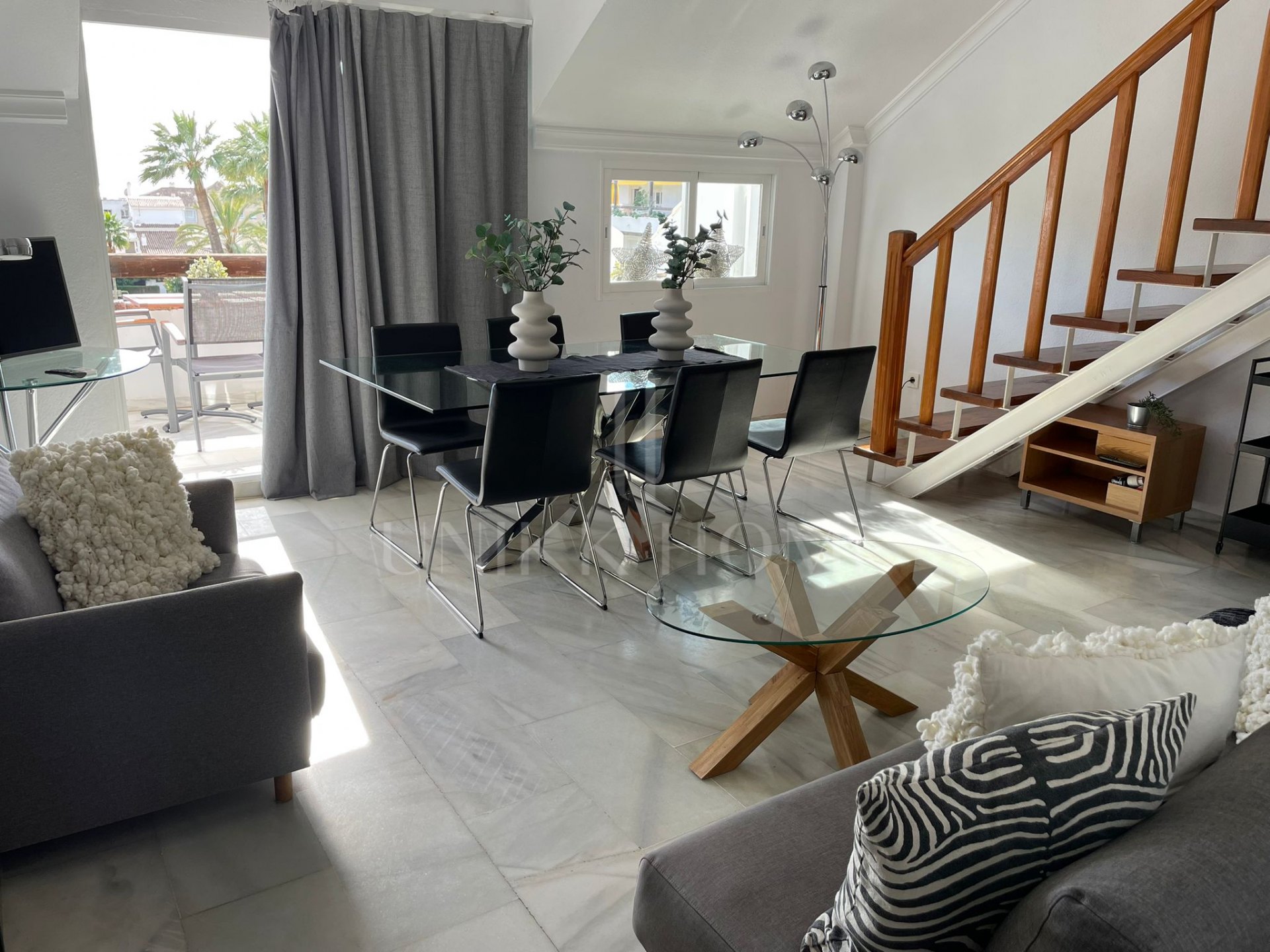 Atico duplex en venta en La Carolina Milla de Oro Marbella