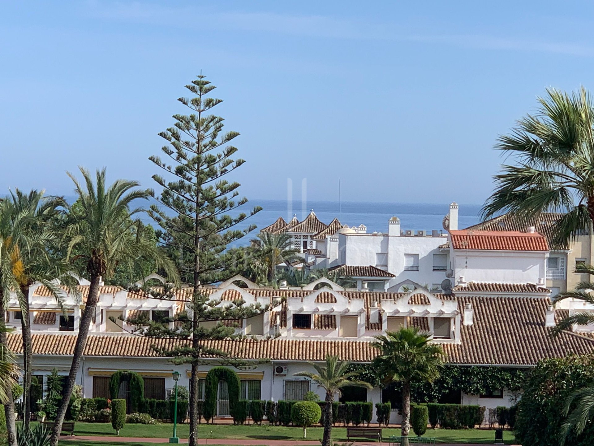 Penthouse duplex for sale in La Carolina Golden Mile Marbella