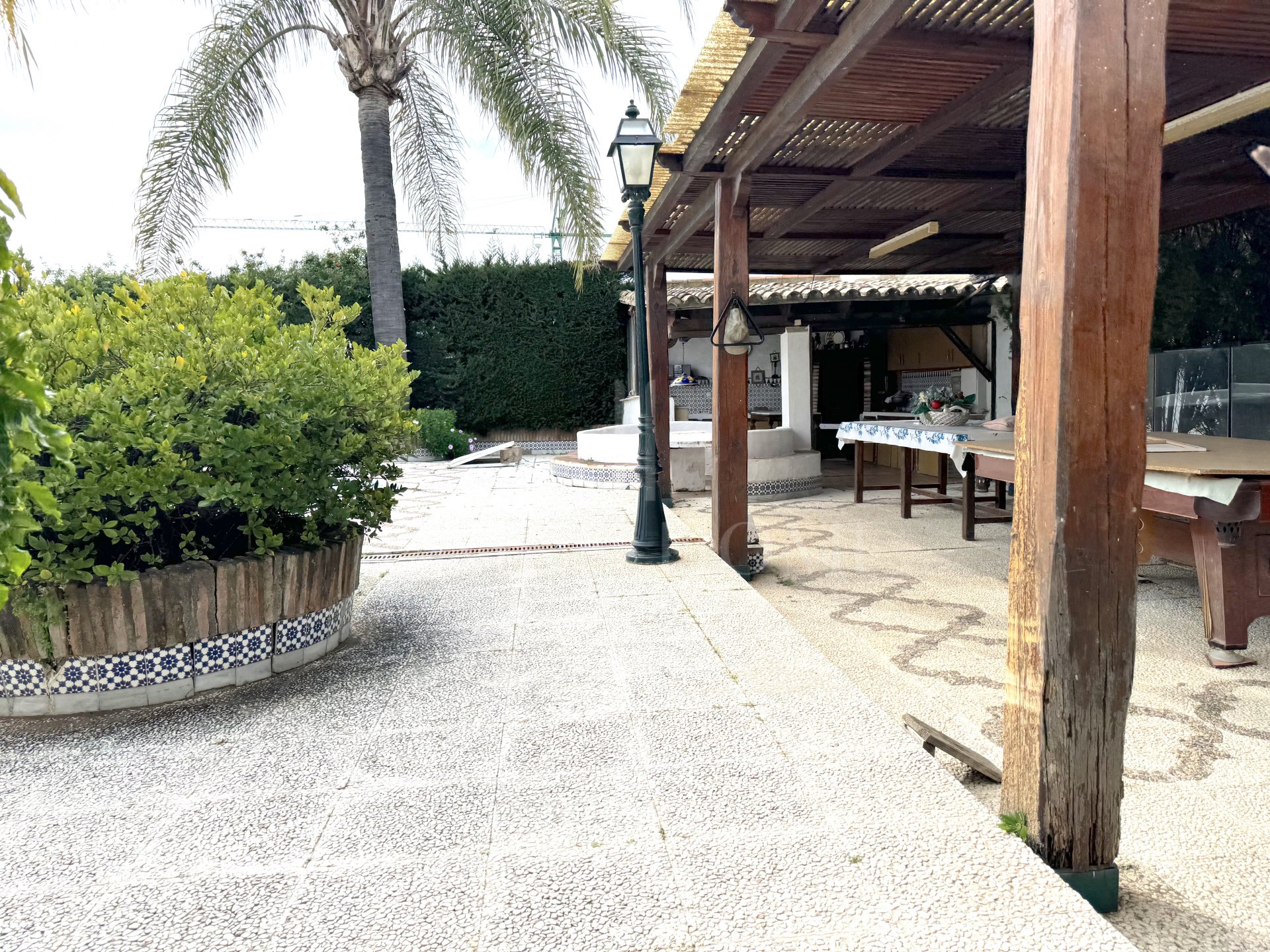 Unique Investment Opportunity in Estepona: Luxury Villa Near the Beach