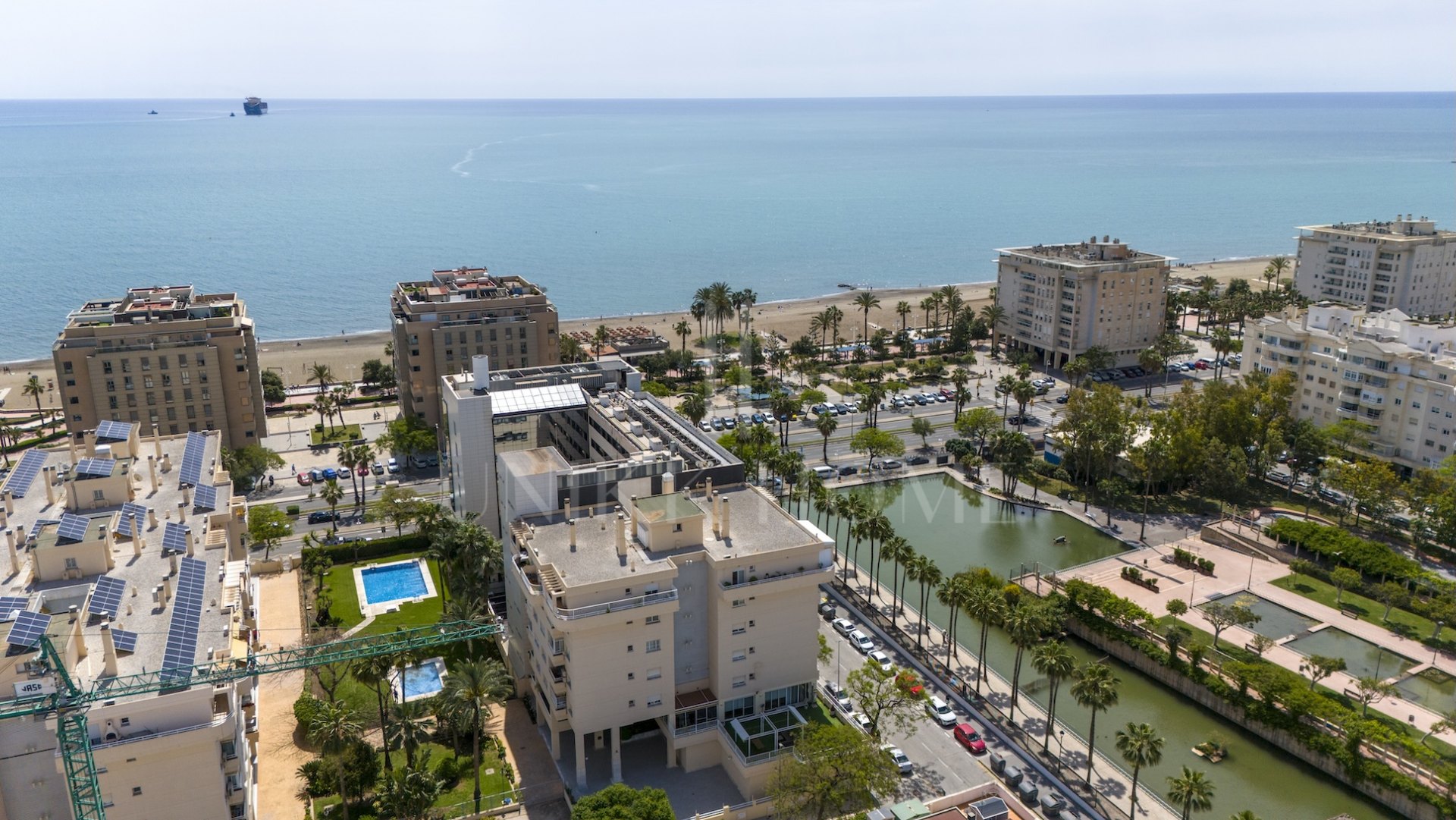 Milabeka, exclusiva promoción boutique de 10 viviendas contemporáneas a 200 metros de la playa, en una de las zonas con mayor proyección de Málaga.