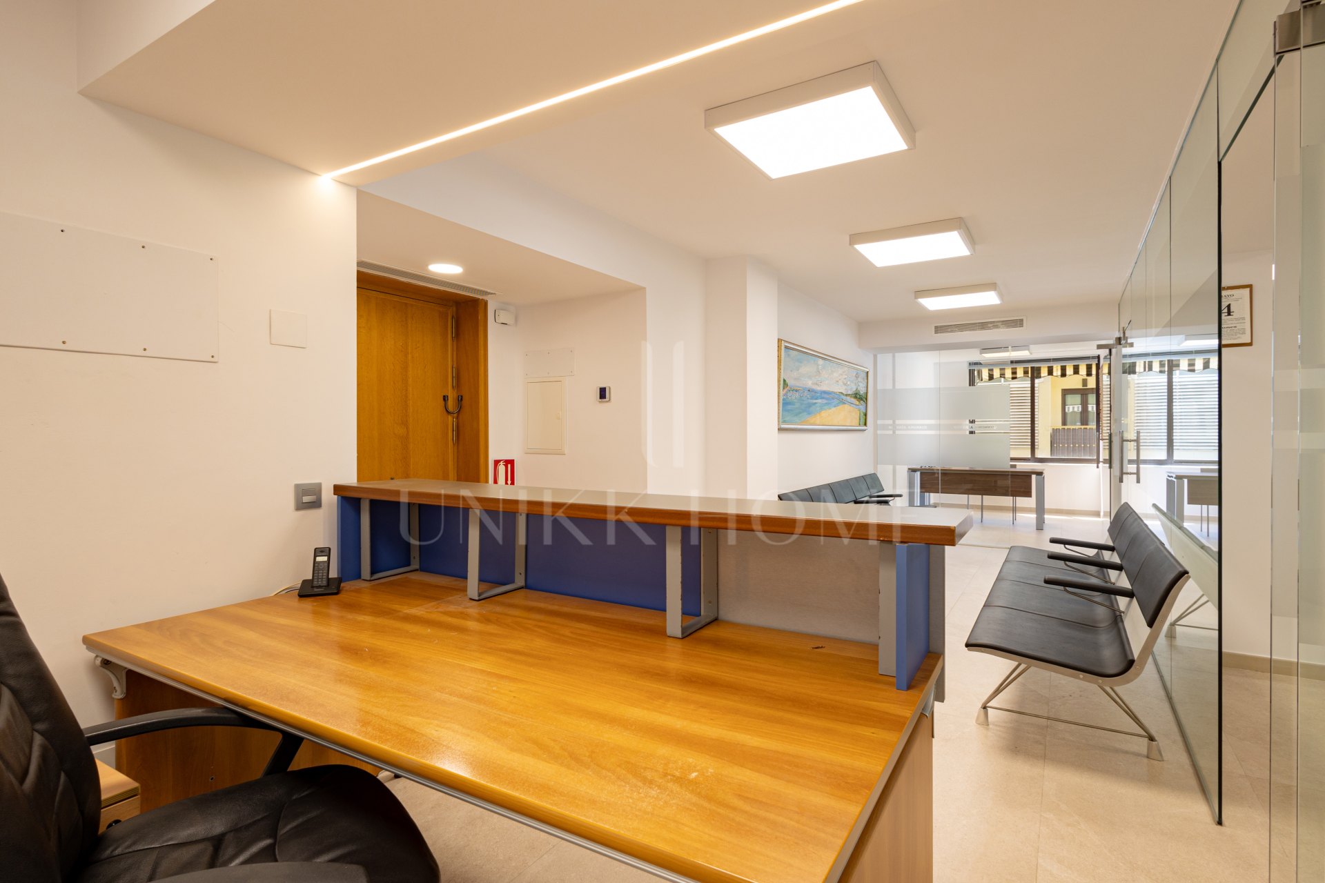Premium 91 m² Office in Marbella Centre – Pata Pata Building