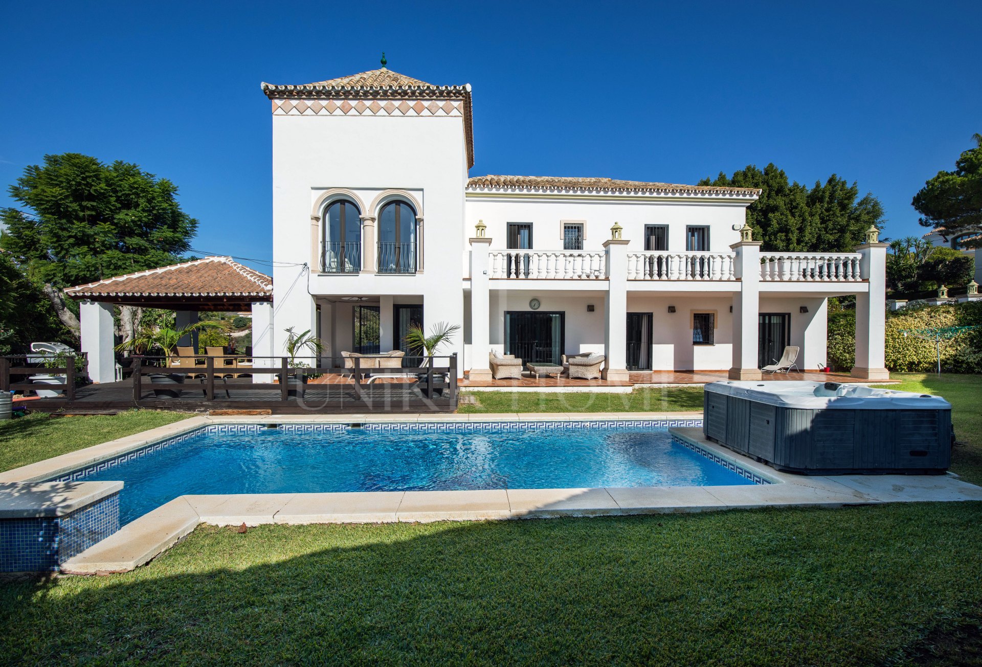 Villa con apartamento de invitados Marbella Este