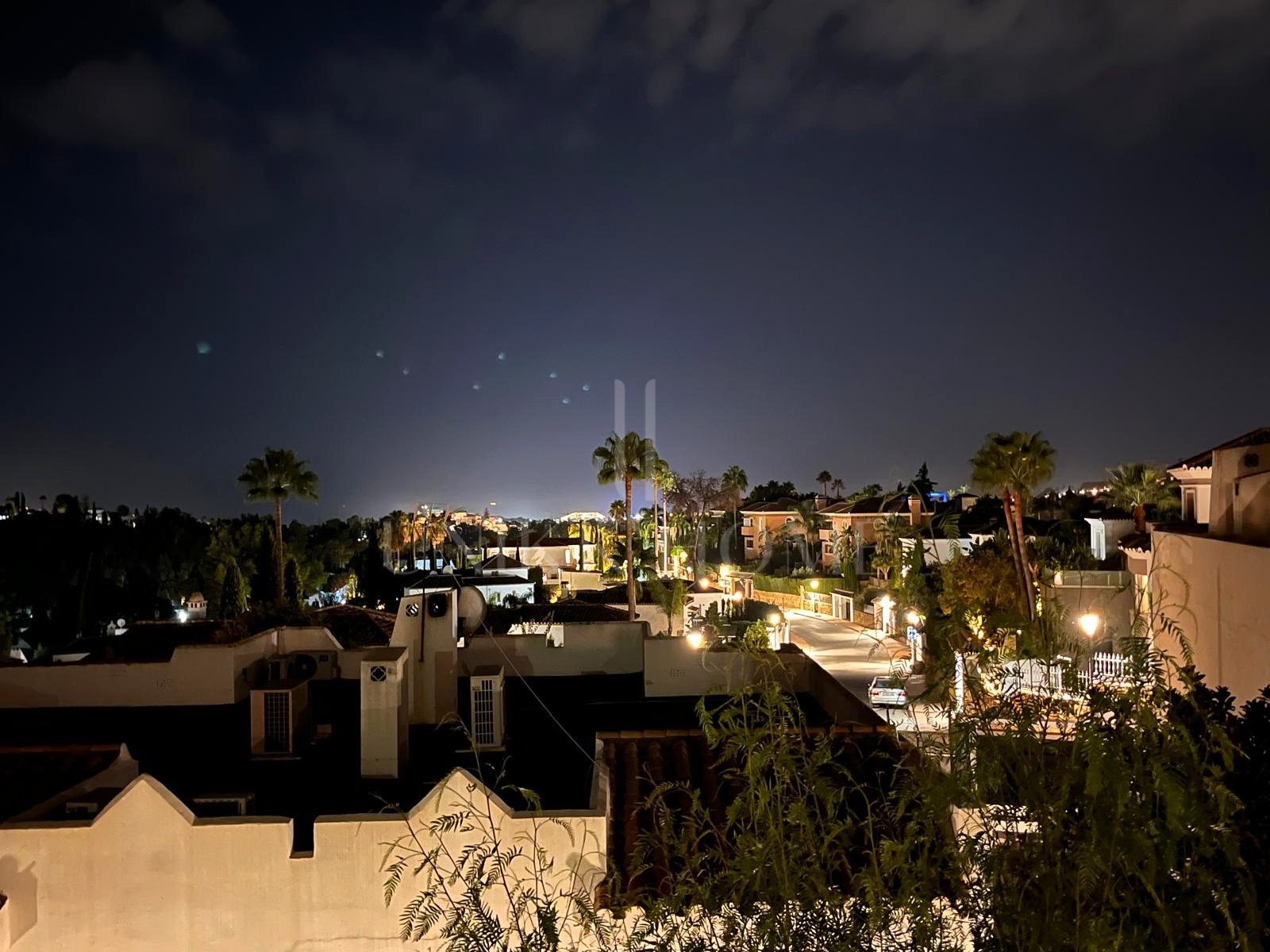 Apartment for Sale in Nueva Andalucía Marbella – Sea View Property in Balcón del Golf, Golf Valley