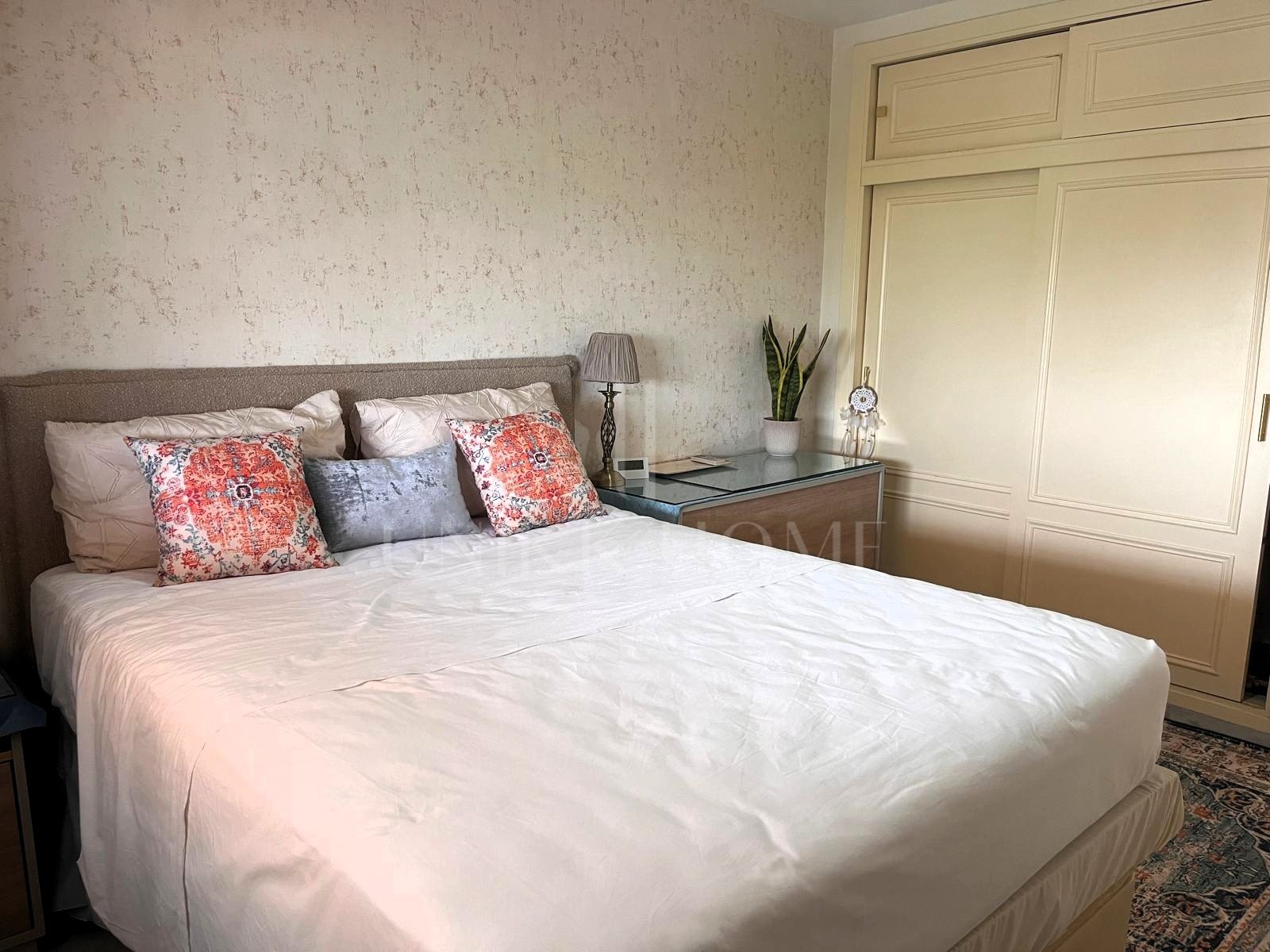 Apartment for Sale in Nueva Andalucía Marbella – Sea View Property in Balcón del Golf, Golf Valley