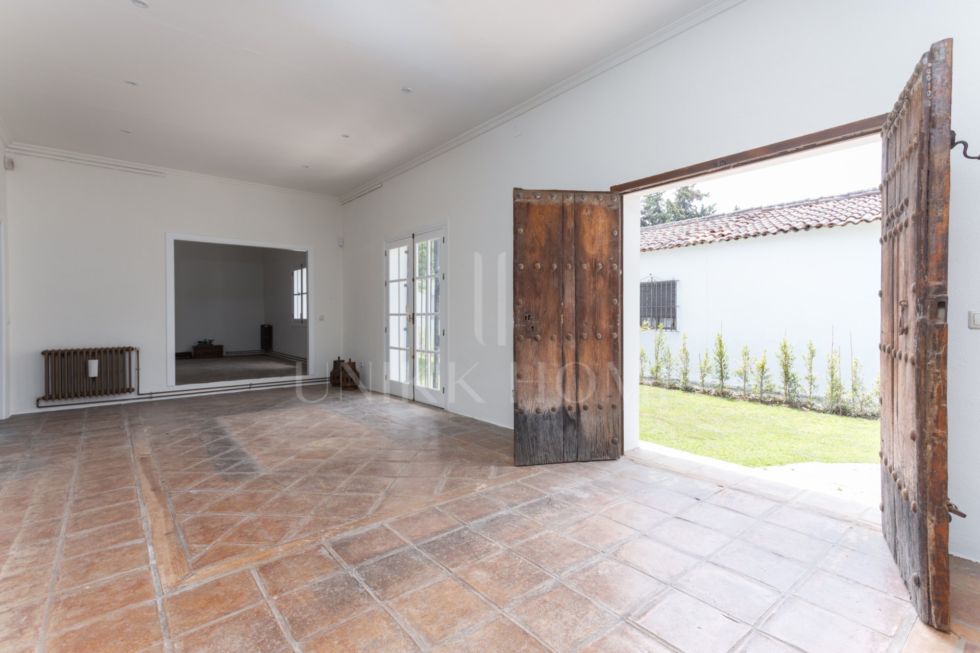 Charming country house with pool, complete privacy and easy access to San Pedro