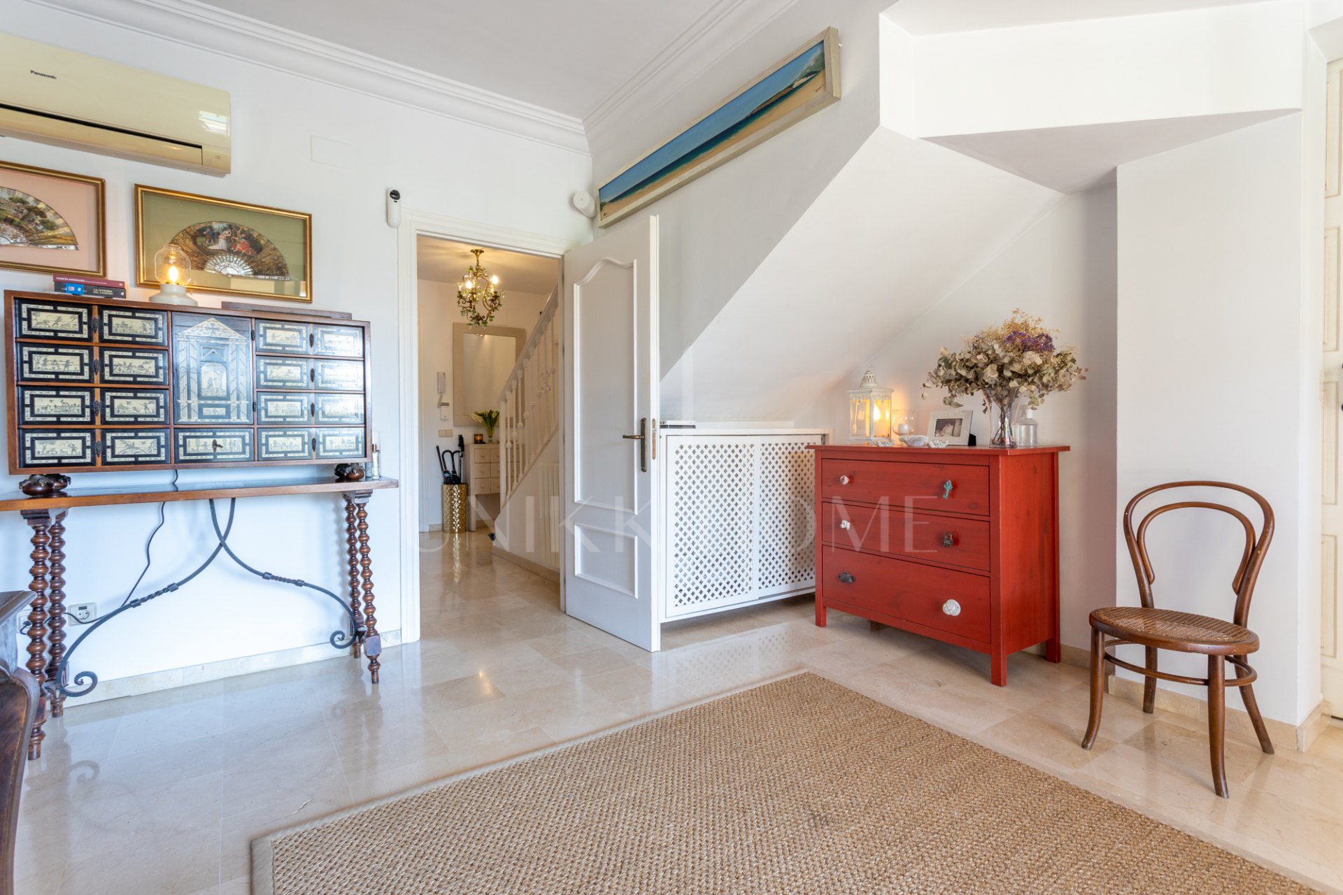 Villa with private pool on the golf course front line – Isla de Guadalmina, Guadalmina Alta