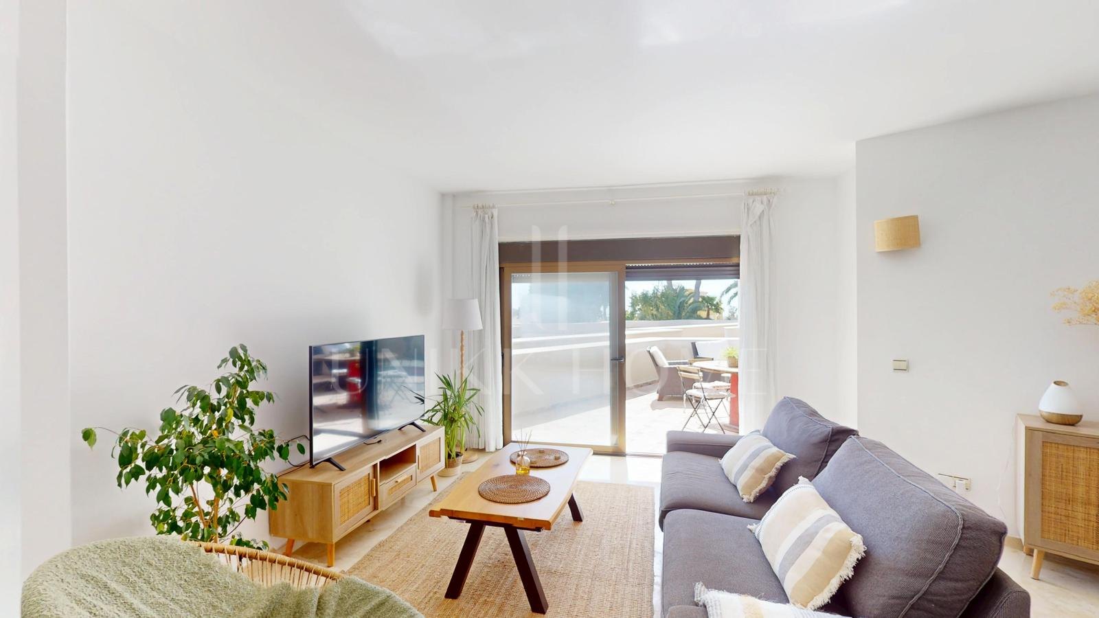 Great opportunity: Apartment in Apartagolf Atalaya; Estepona