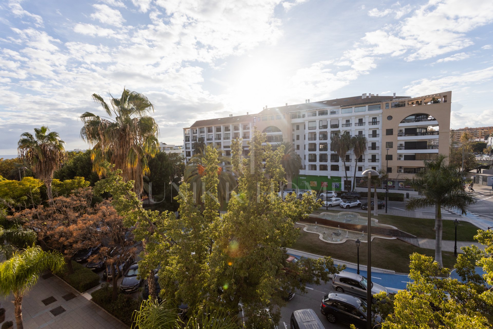 Ático Dúplex Exclusivo en el Corazón del Bulevar de San Pedro Alcántara