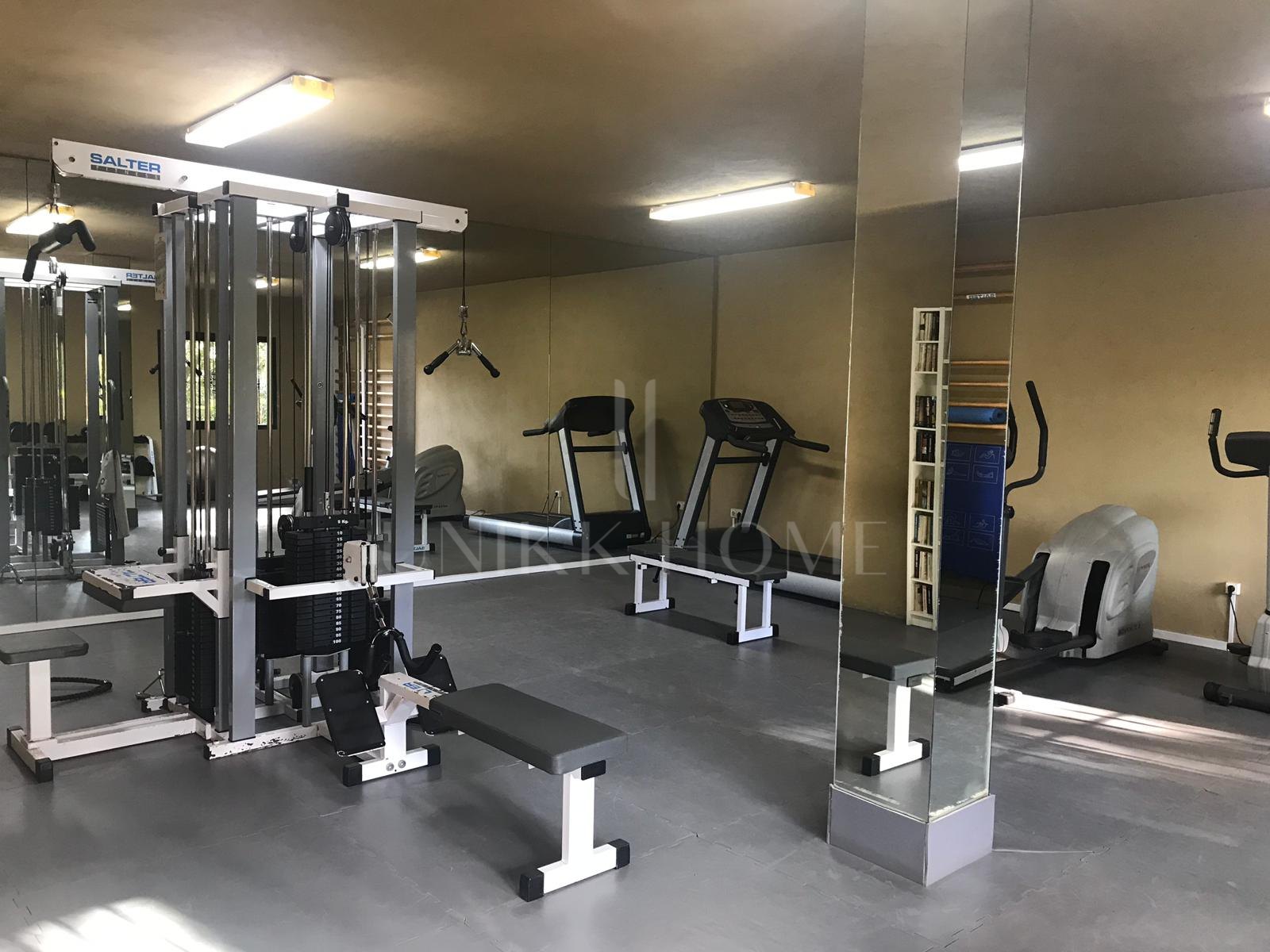 *EXCLUSIVA ESTERALIS REALTY* - APARTAMENTO 4ª PLANTA CON VISTAS ABIERTAS AL GOLF