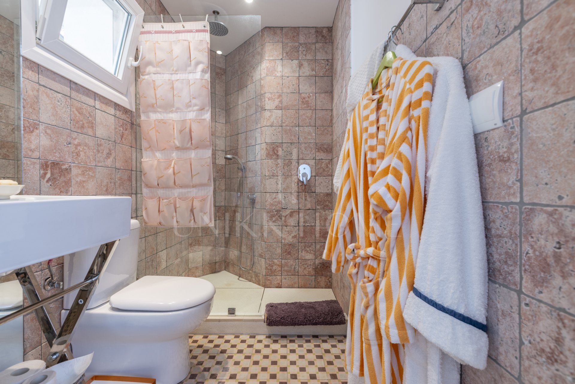 EXCLUSIVE ANDALUCIAN-STYLE VILLA ON TWO INDEPENDENT PLOTS STEPS FROM THE REAL CLUB VALDERRAMA-SOTOGRANDE ALTO