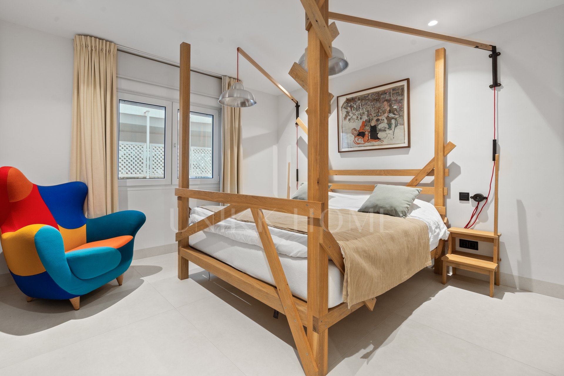 Stunning Fully Renovated 4-Bedroom Apartment in Playas del Duque – Puerto Banús