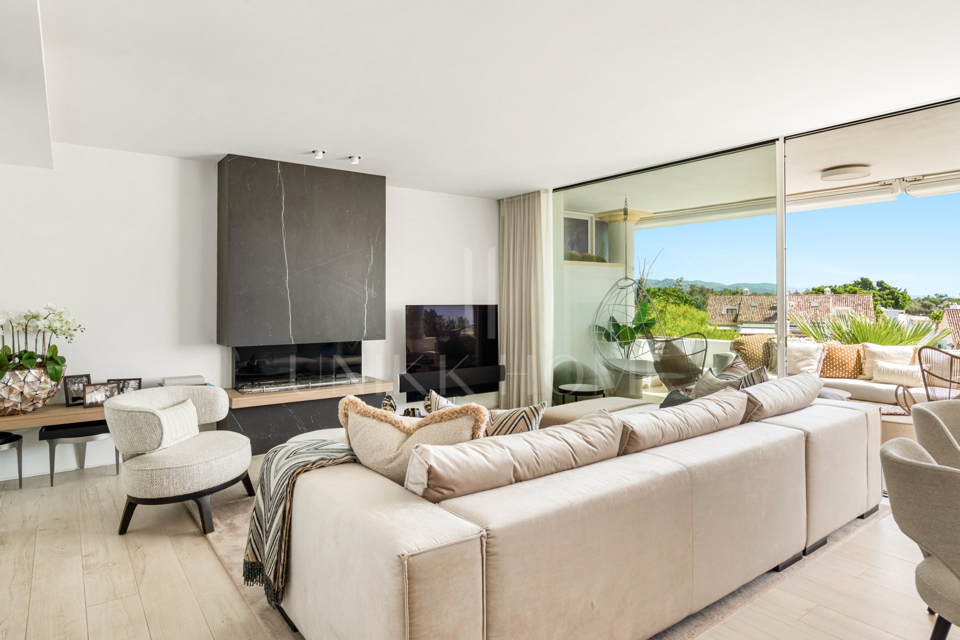Renovated Duplex Penthouse in Monte Paraíso, Marbella Golden Mile