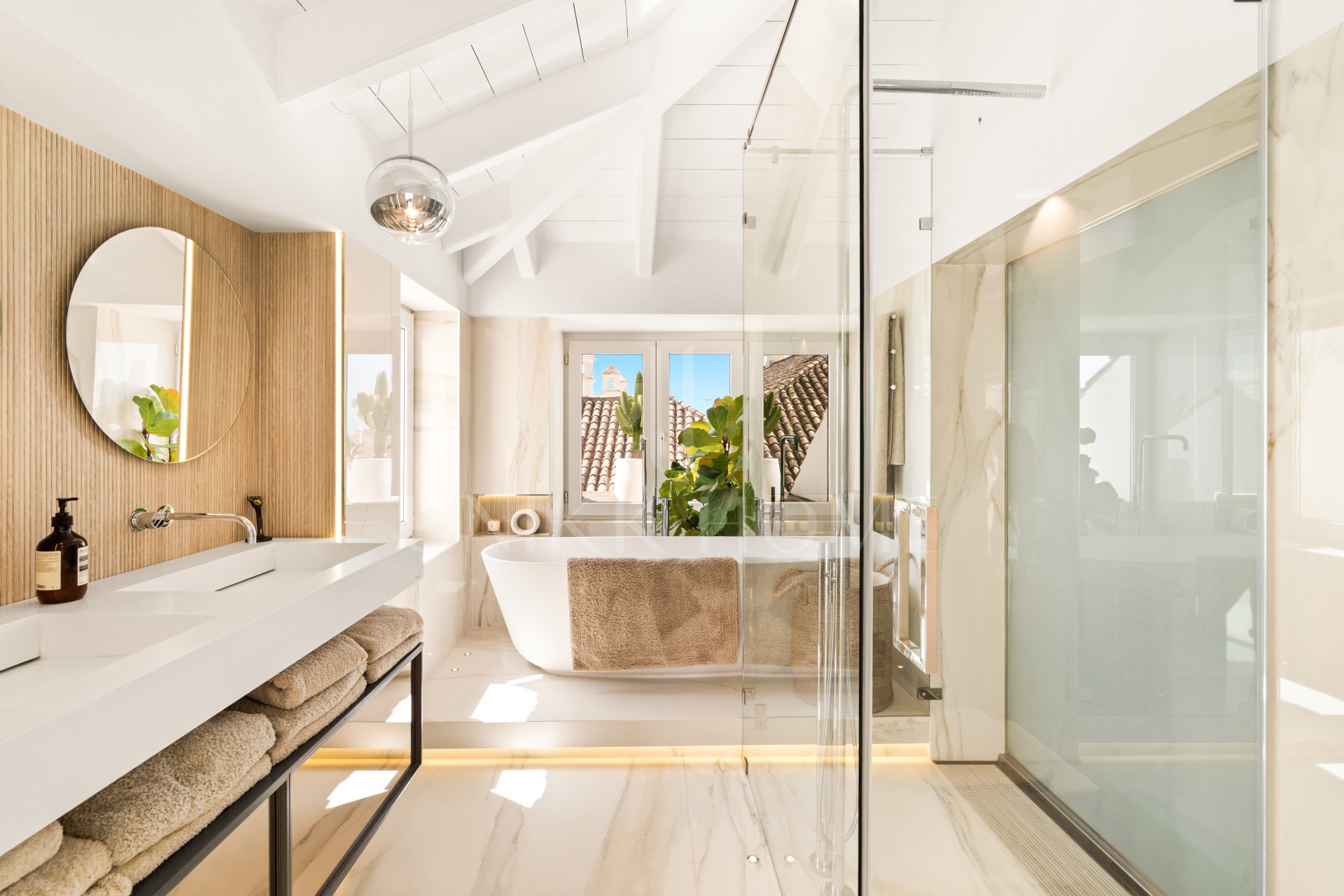 Renovated Duplex Penthouse in Monte Paraíso, Marbella Golden Mile