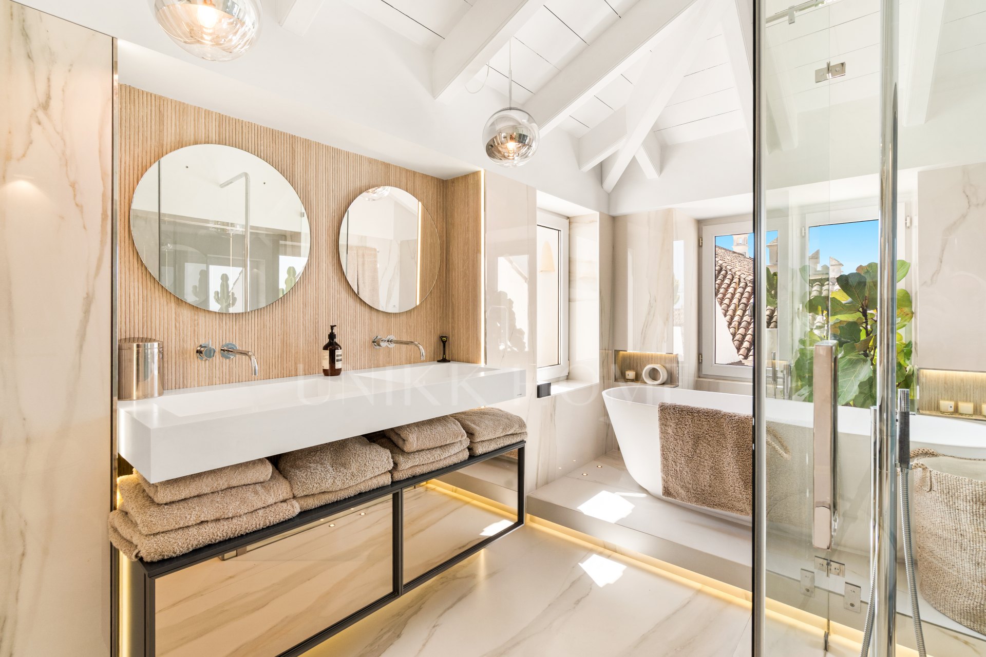 Renovated Duplex Penthouse in Monte Paraíso, Marbella Golden Mile