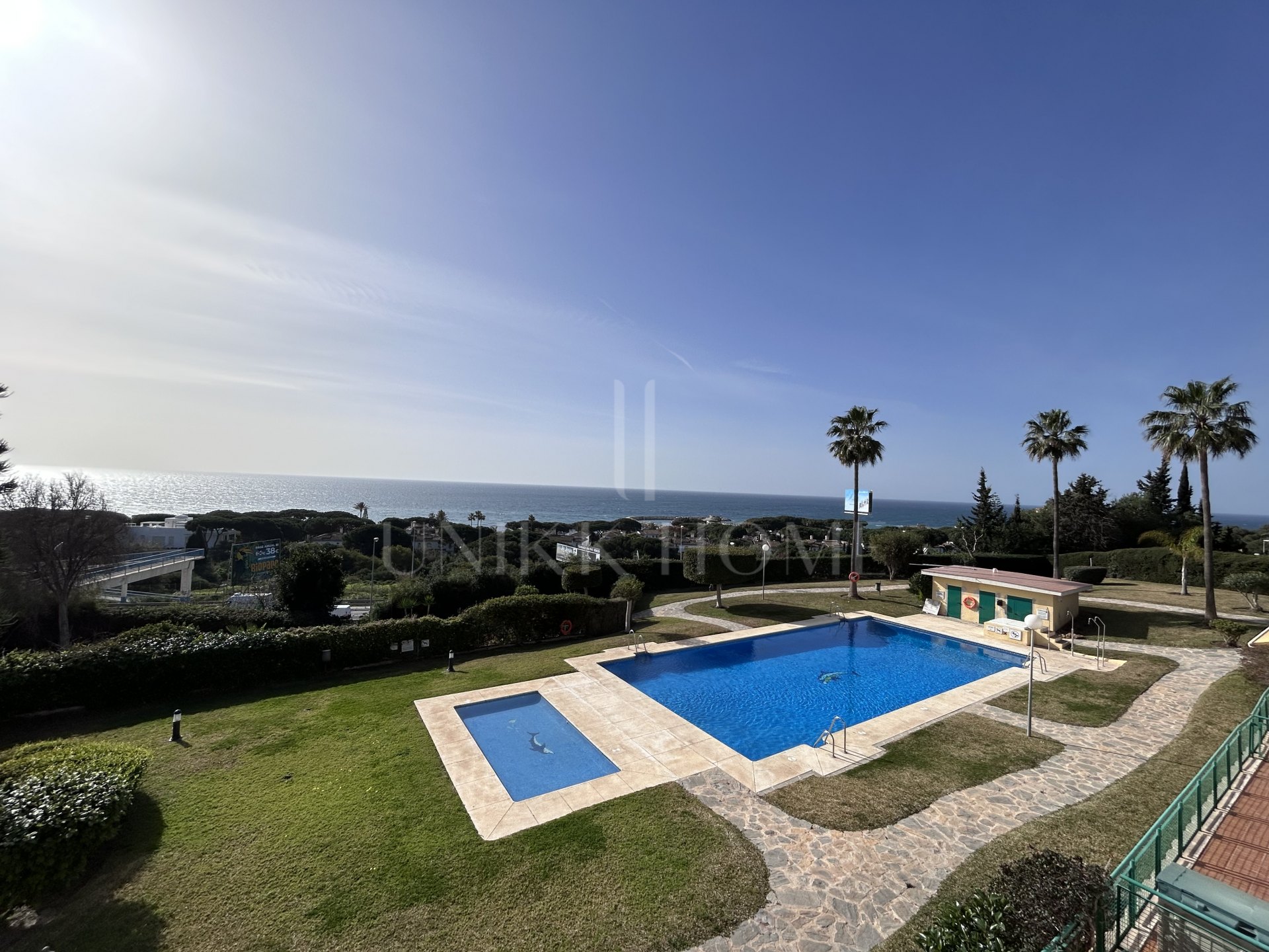 Apartamento en venta en Cabopino, Marbella Este