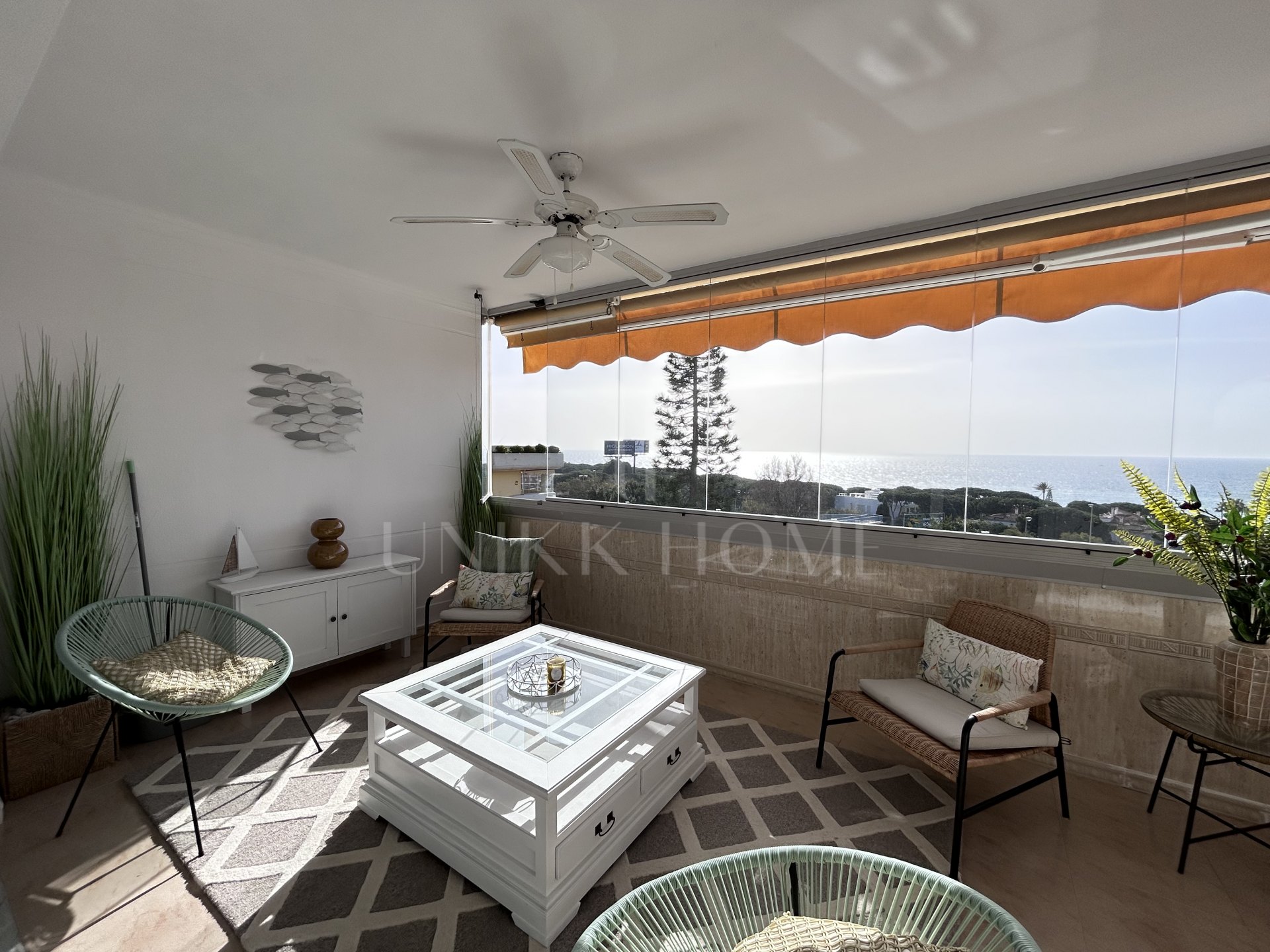 Apartamento en venta en Cabopino, Marbella Este