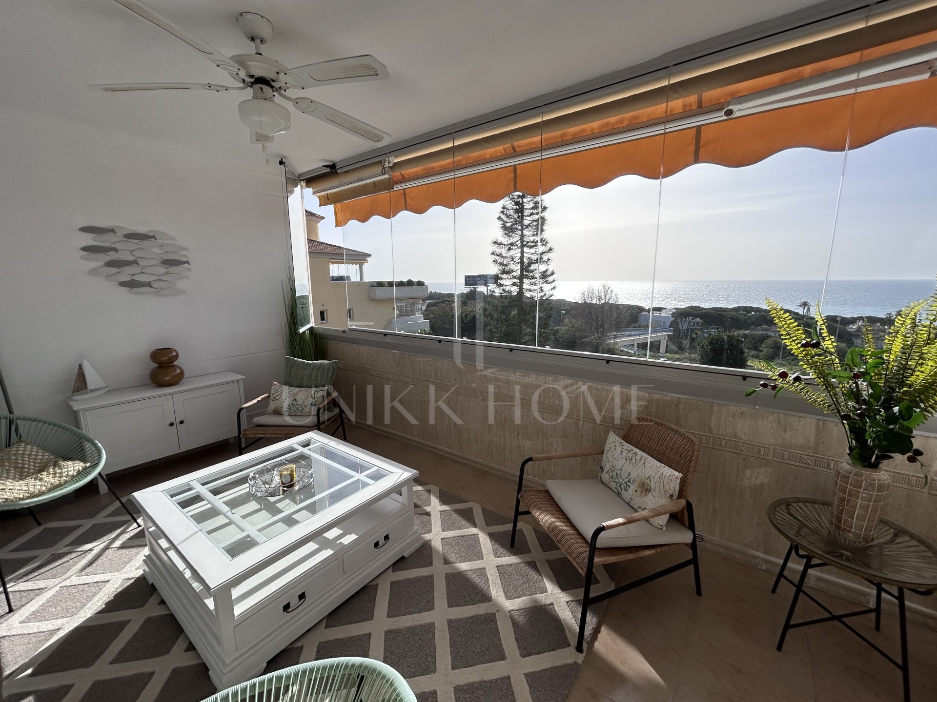 Apartamento en venta en Cabopino, Marbella Este