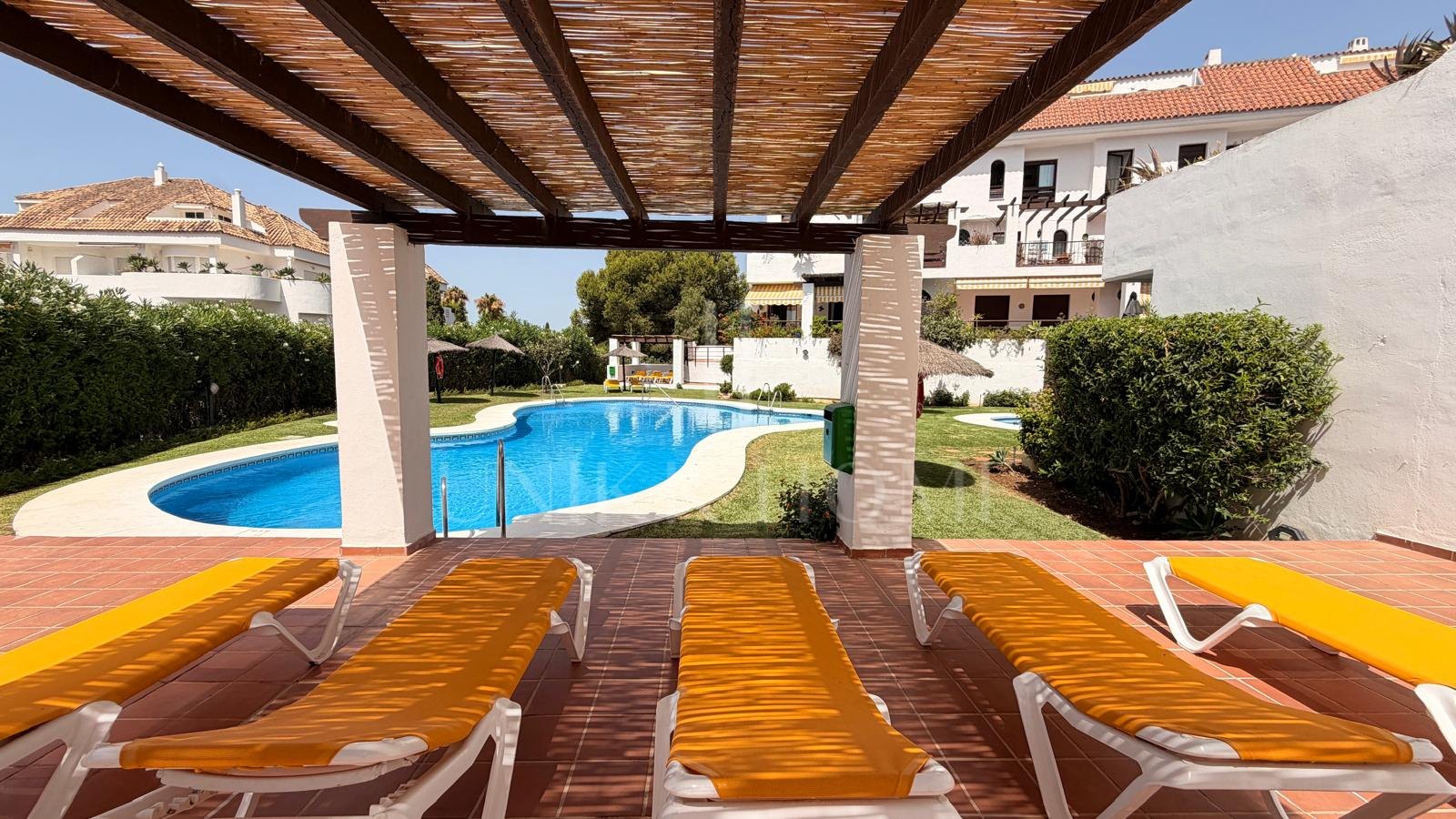 Apartamento en venta en Coto Real II, Marbella Milla de Oro