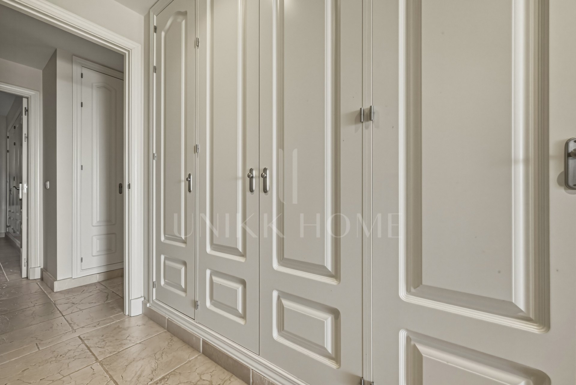 Ground Floor Apartment in Benatalaya – Private Garden, 24H Security & Prime Location