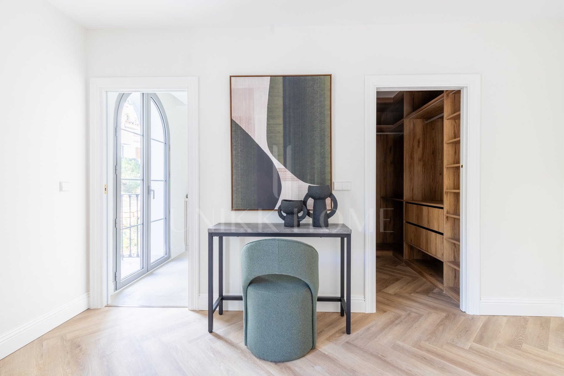 Elegante Villa Contemporánea en Los Arqueros, Benahavís