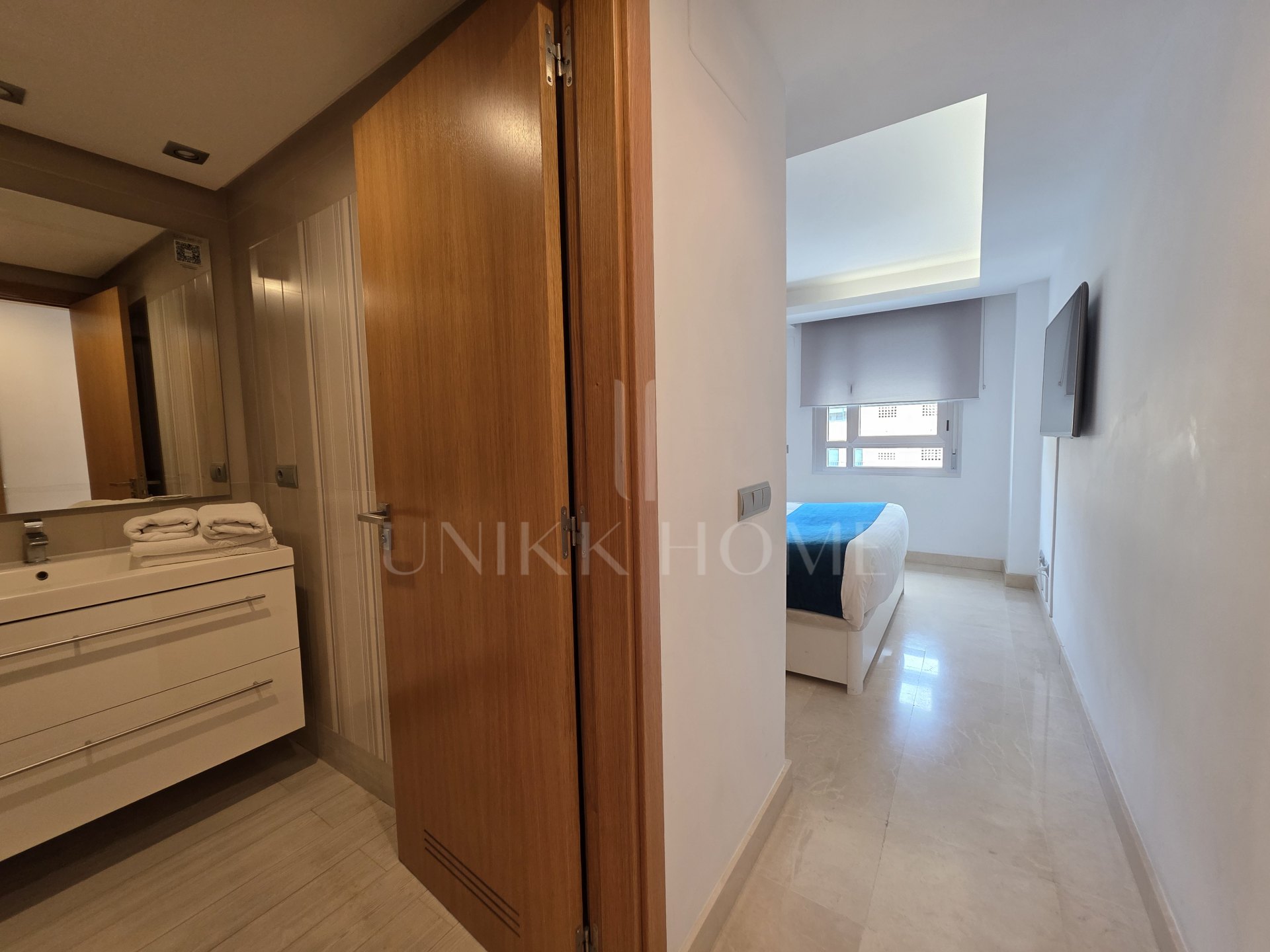 Ático Dúplex en Venta en San Pedro Playa con Gran Solárium y Parking