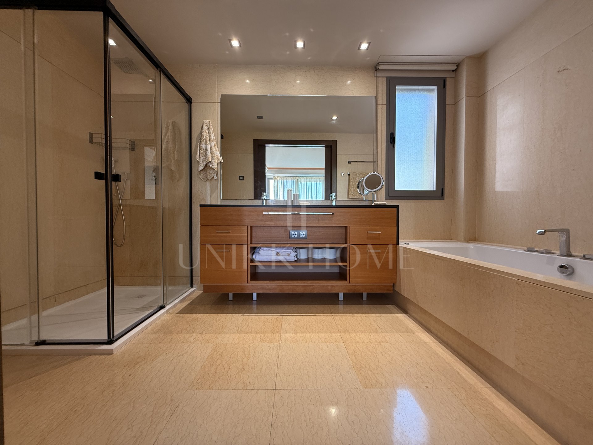 Exclusive Property for Sale in Los Arrayanes Golf, Benahavís