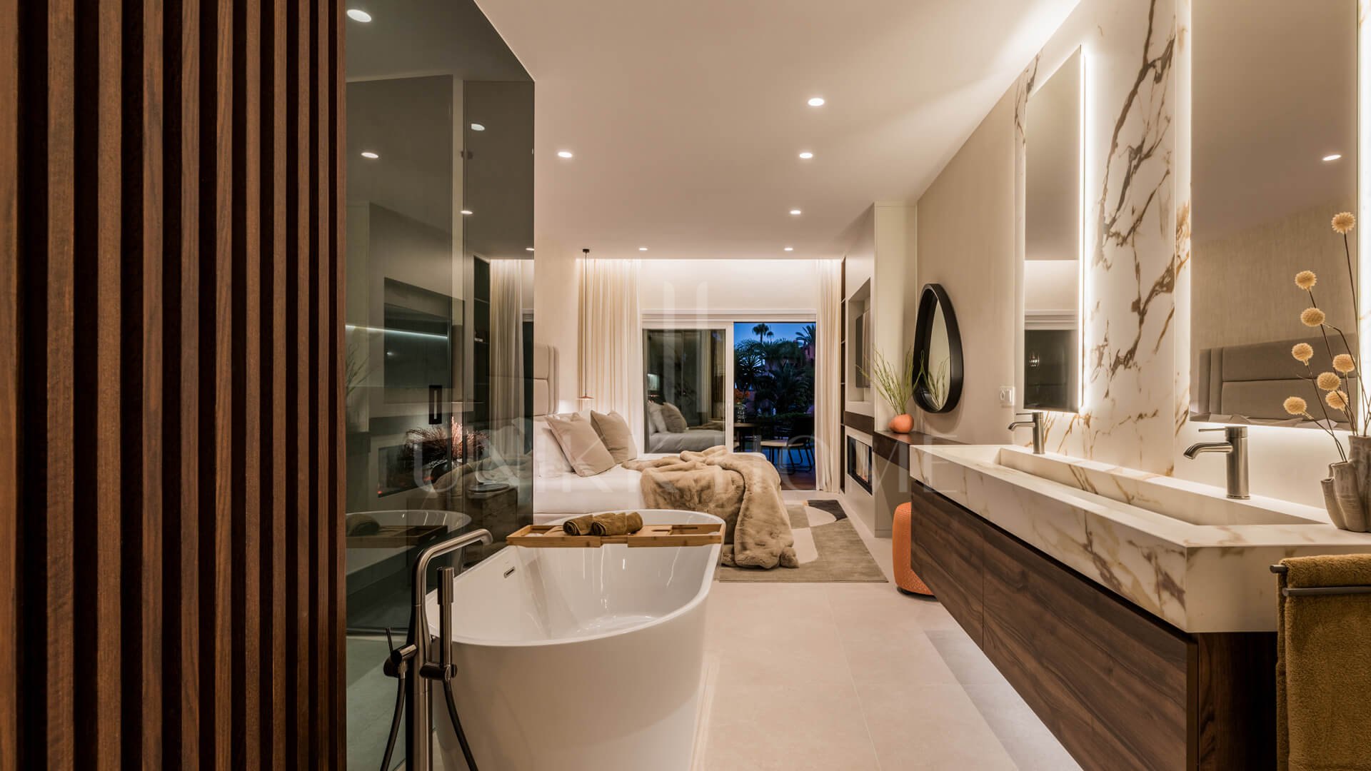 Elegant Ground Floor Apartment in Urb. Costalita II, Conj. Torre Bermeja Fase 2º