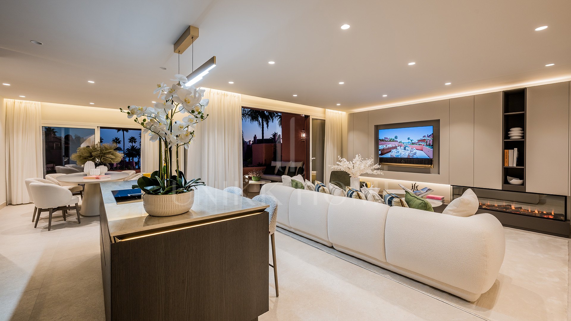 Ático en venta en Cabo Bermejo, Estepona Este