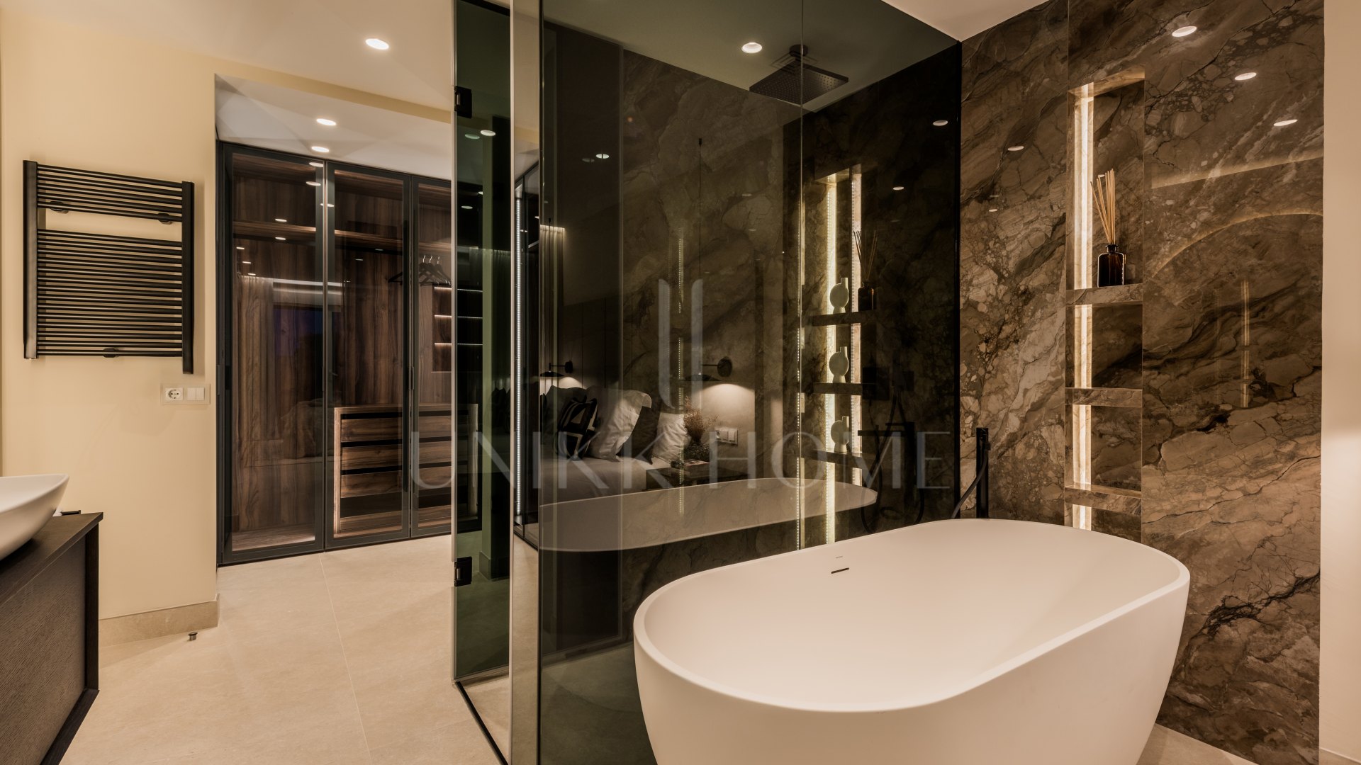 Apartment for sale in Los Granados del Mar, Estepona East