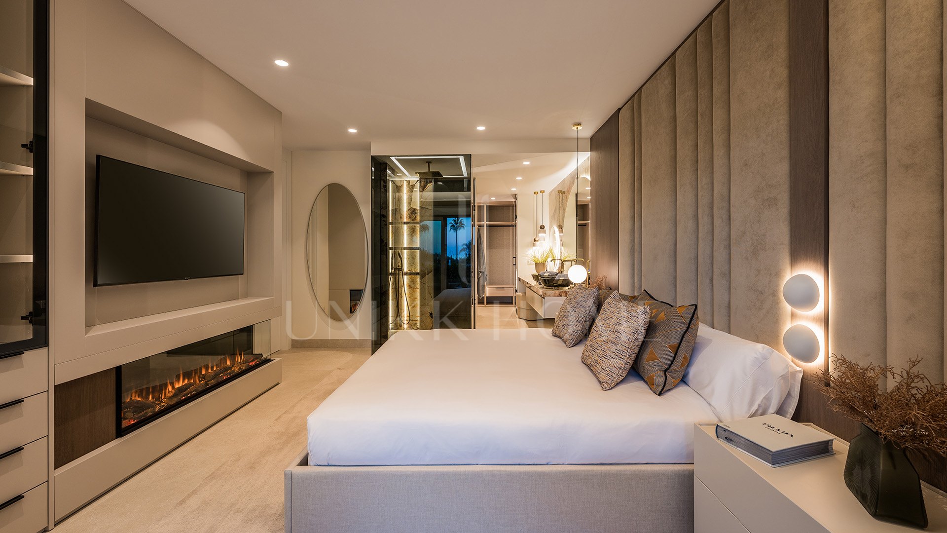 Ground Floor Apartment for sale in Beach Side New Golden Mile, Estepona East