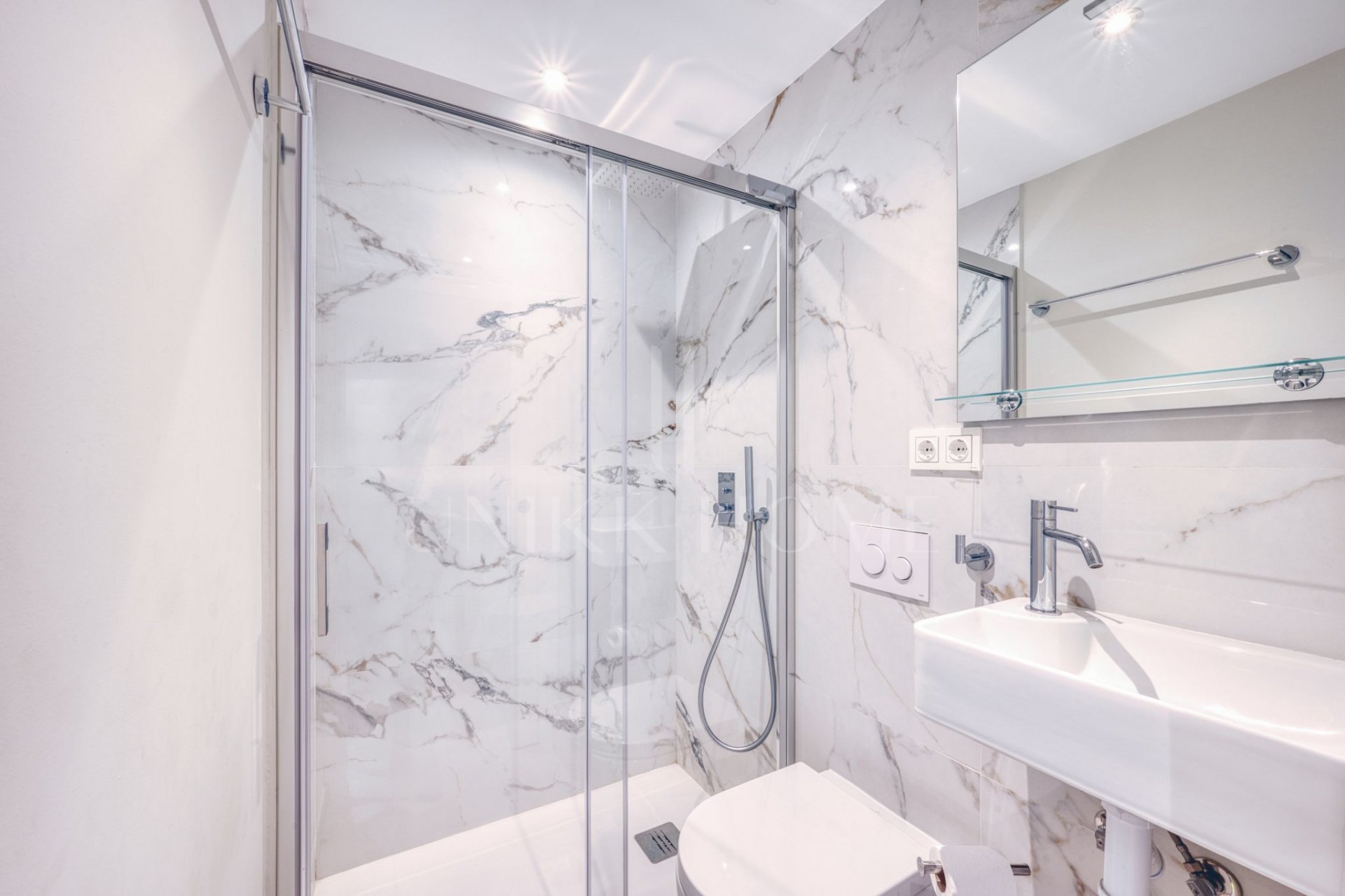 Exclusivo ático con solárium privado de 150 m² en el corazón de San Pedro de Alcántara