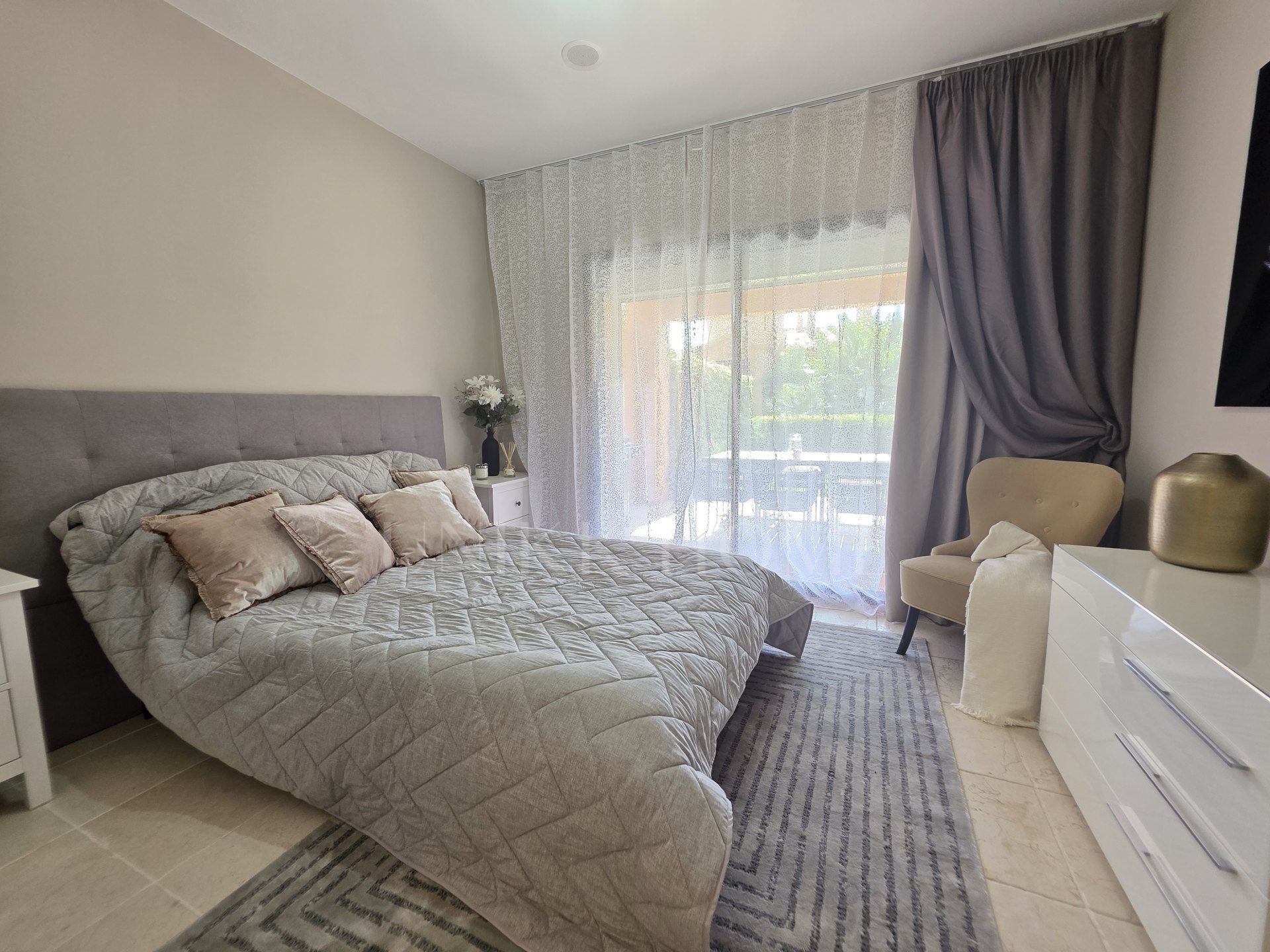Precioso Apartamento en Planta Baja en Benatalaya