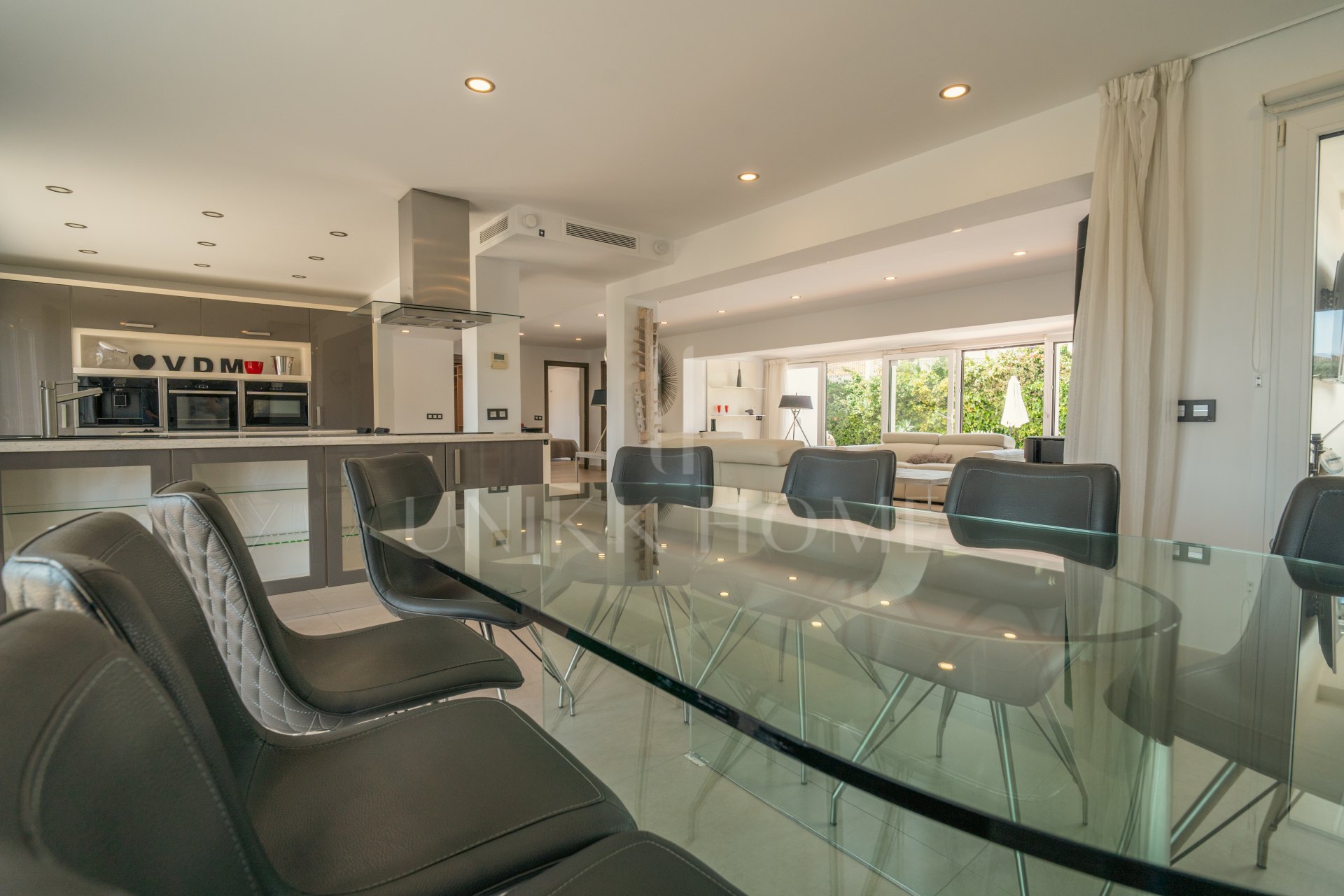 Villa en venta en San Pedro Playa, San Pedro de Alcantara